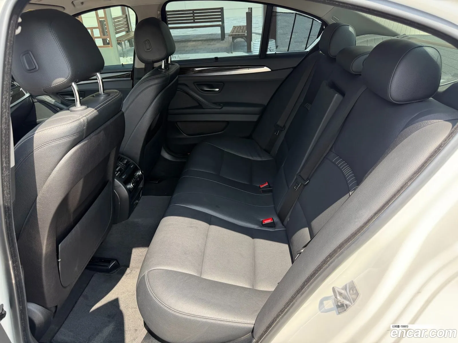 BMW 5 Series 2015 — 11
