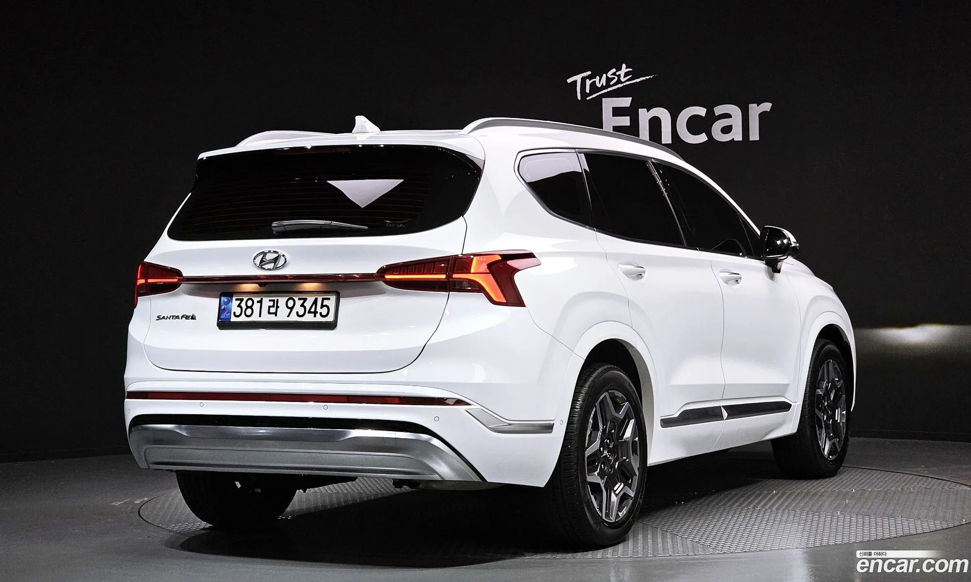 Hyundai Santa Fe 2021 — 13