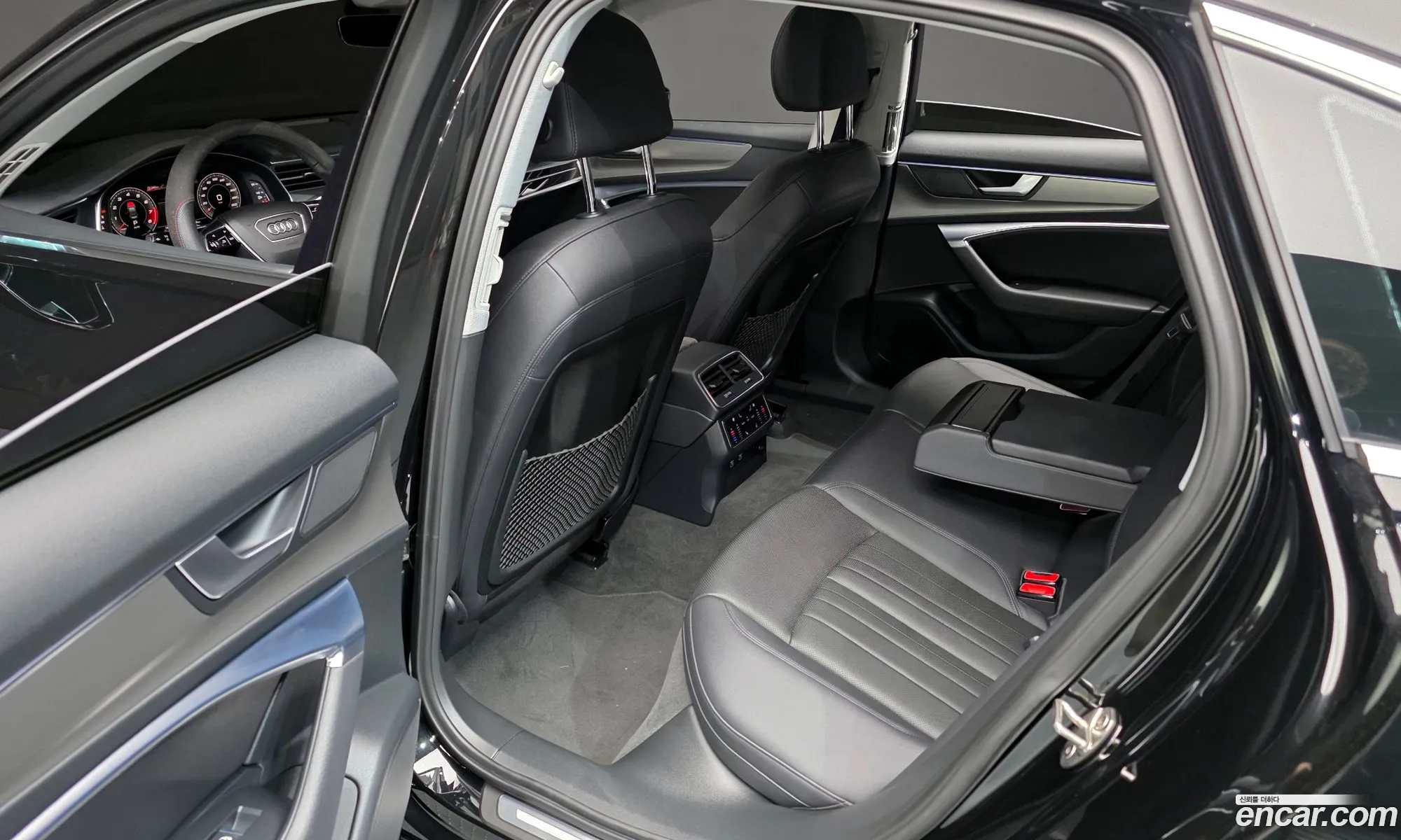 Audi A6 2021 — 13