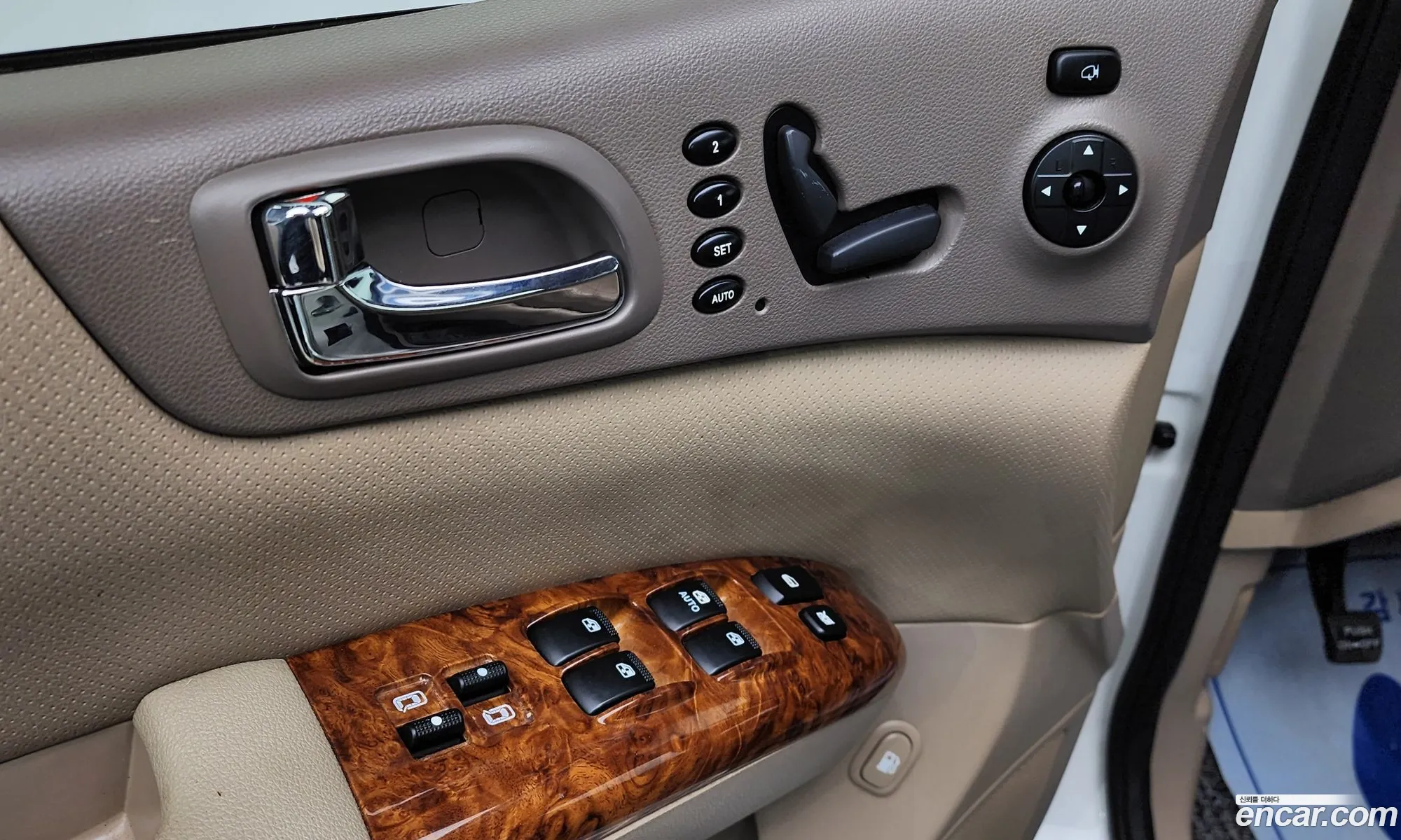 Kia Carnival R 2013 — 4