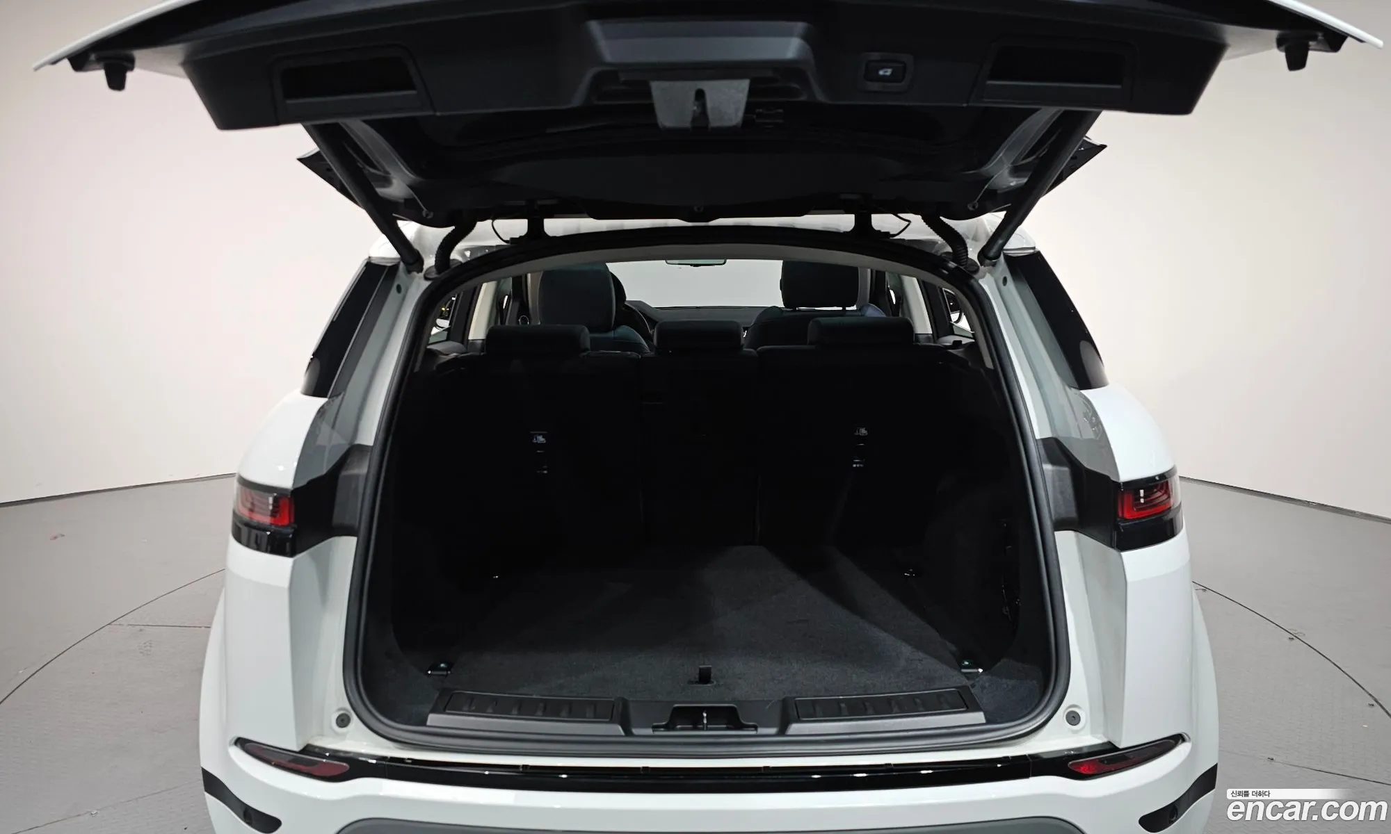 Land Rover Range Rover Evoque 2021 — 10