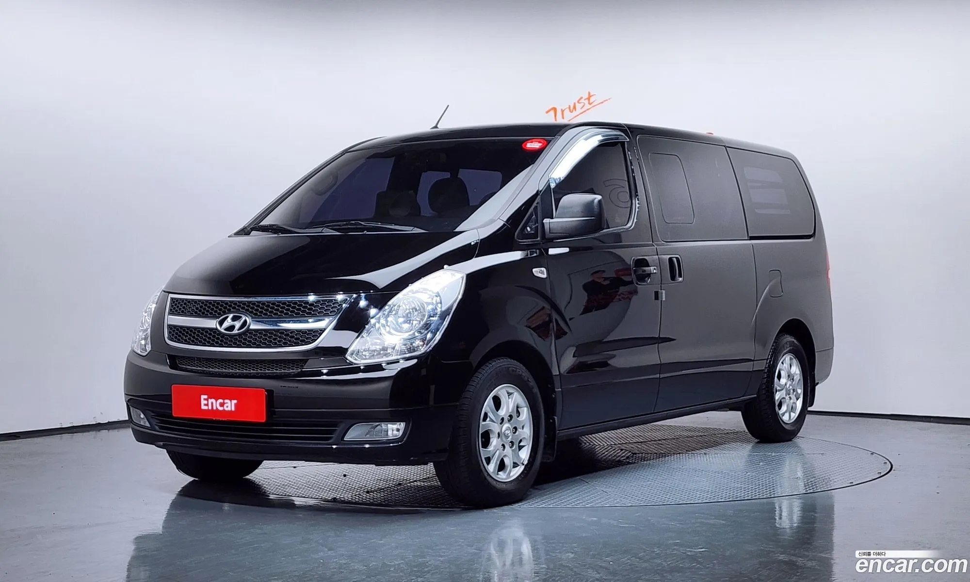 Hyundai Grand Starex 2015 — 13