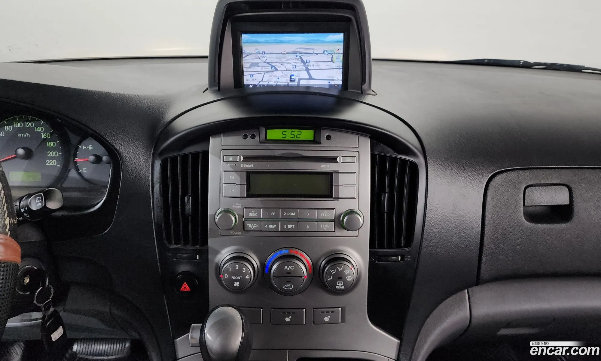 Hyundai Grand Starex 2015 — 9