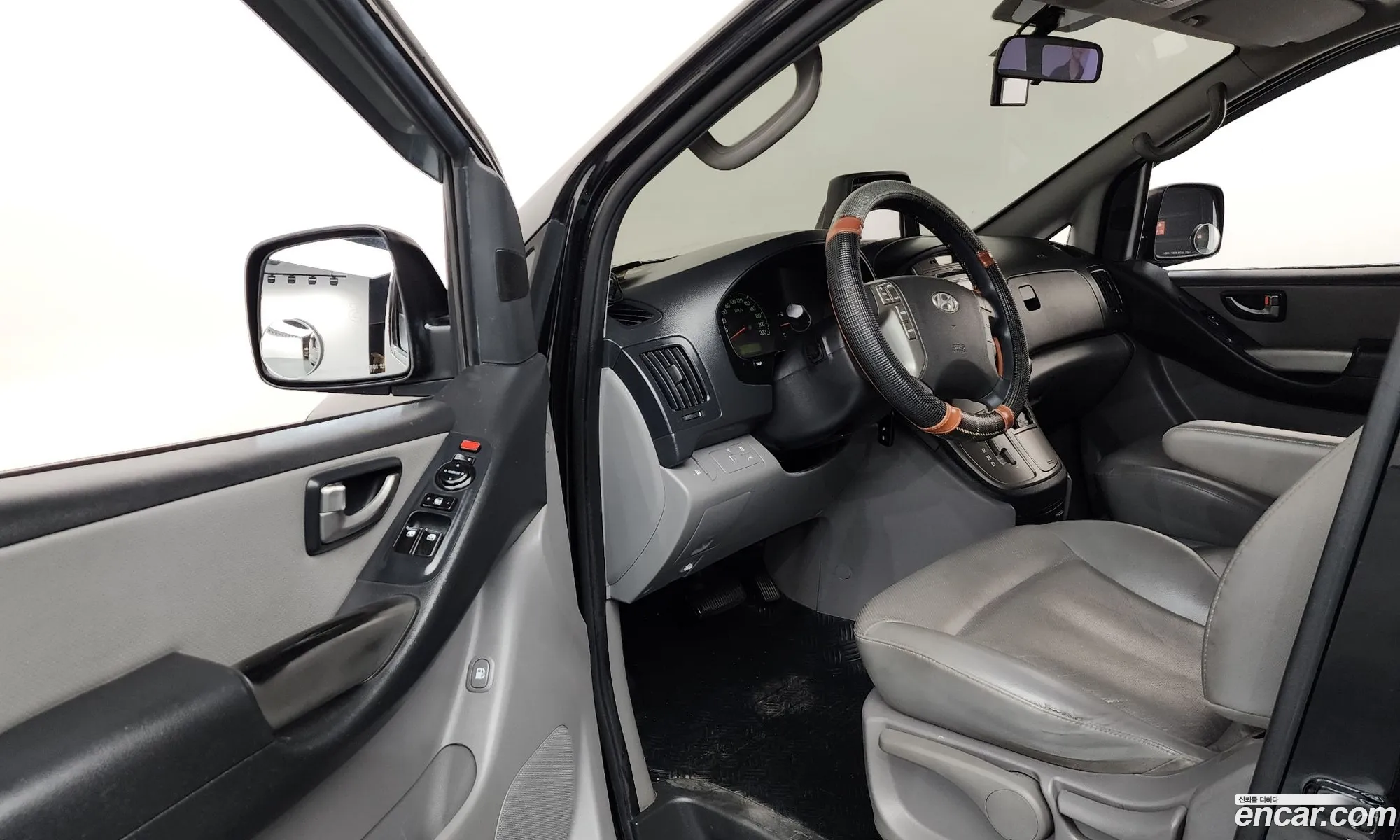 Hyundai Grand Starex 2015 — 5