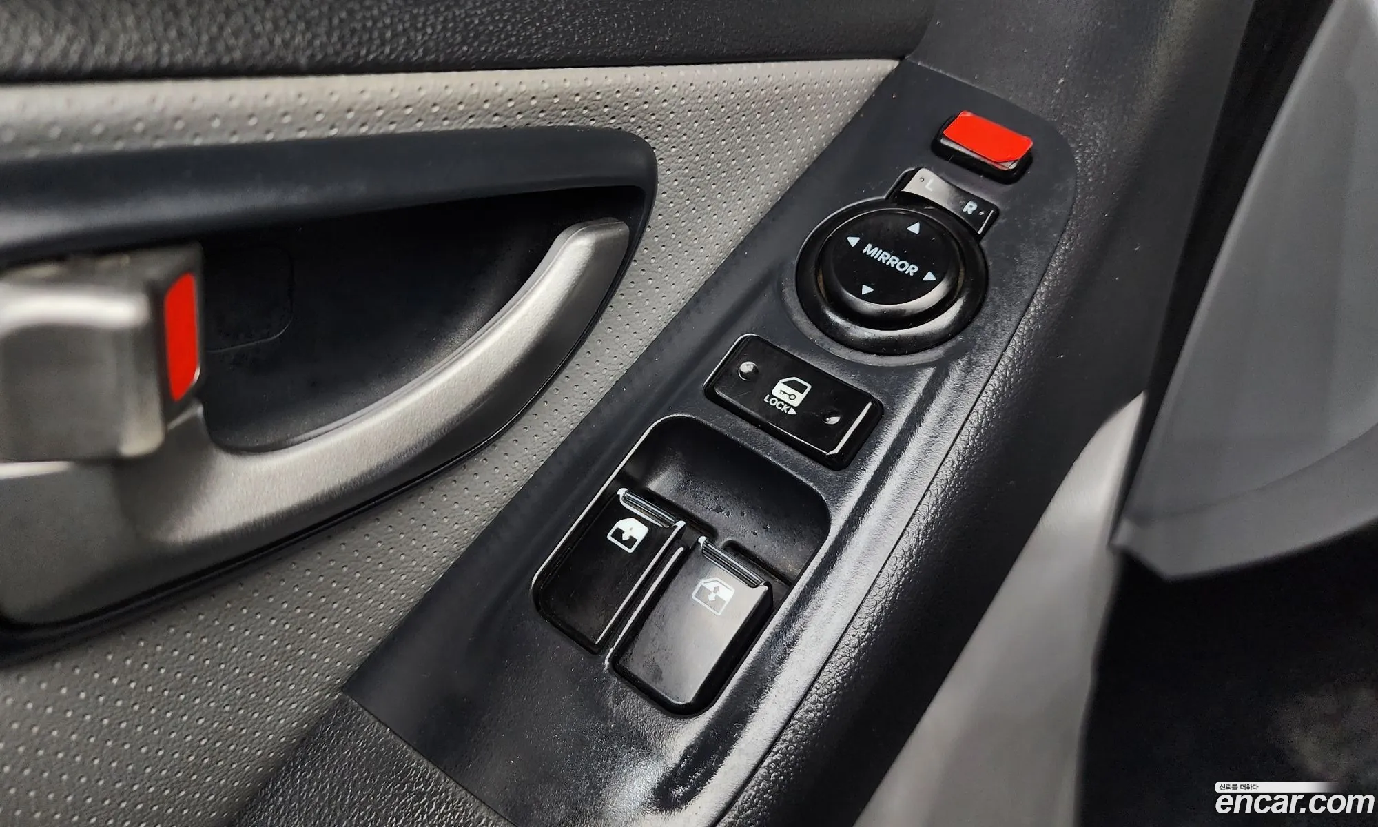 Hyundai Grand Starex 2015 — 19