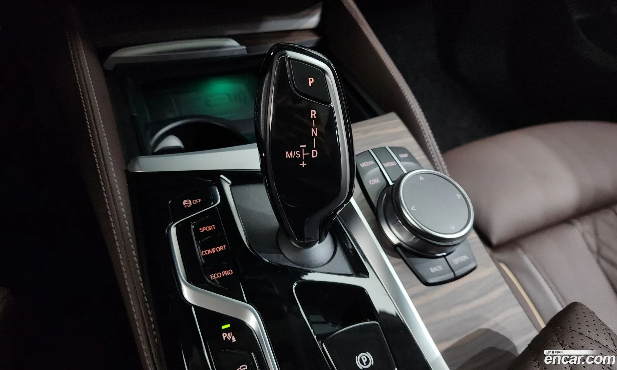 BMW 6 Series GT 2024 — 11