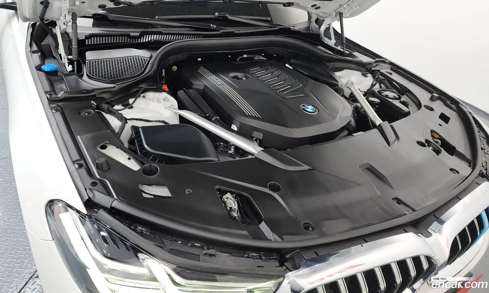 BMW 6 Series GT 2024 — 8