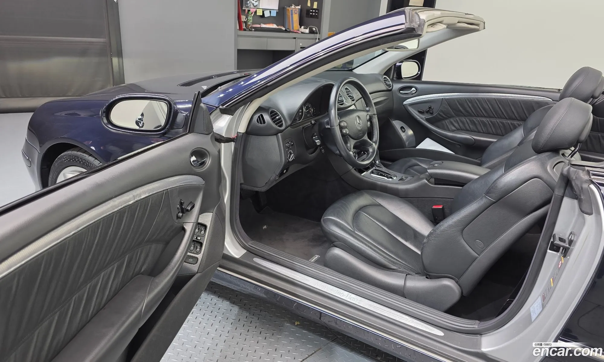 Mercedes-Benz CLK-Class C209 2005 WDBTK65G95T044745 — 15