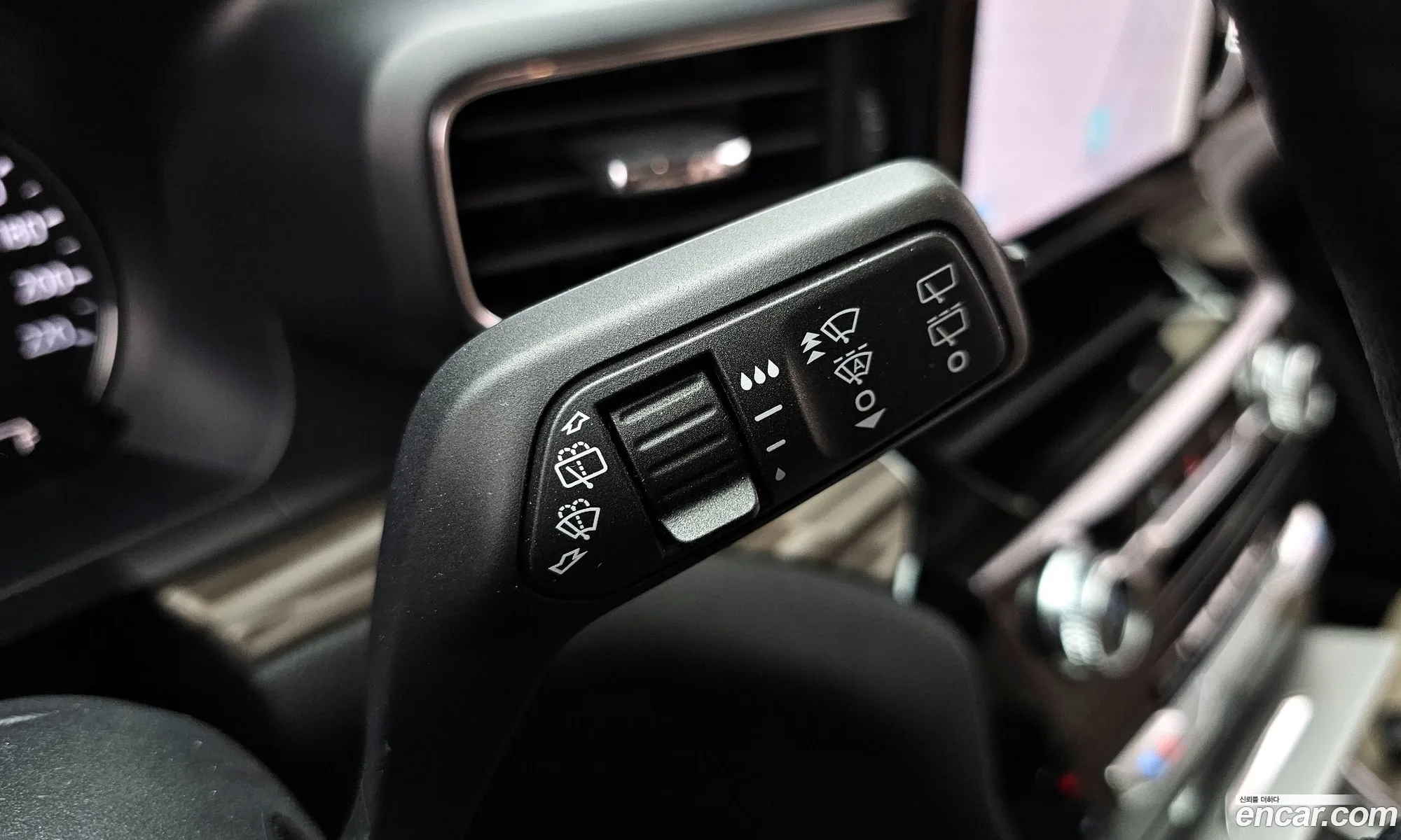 Ford Explorer 6th Gen 2022 1FMSK8FH8NGA51982 — 9