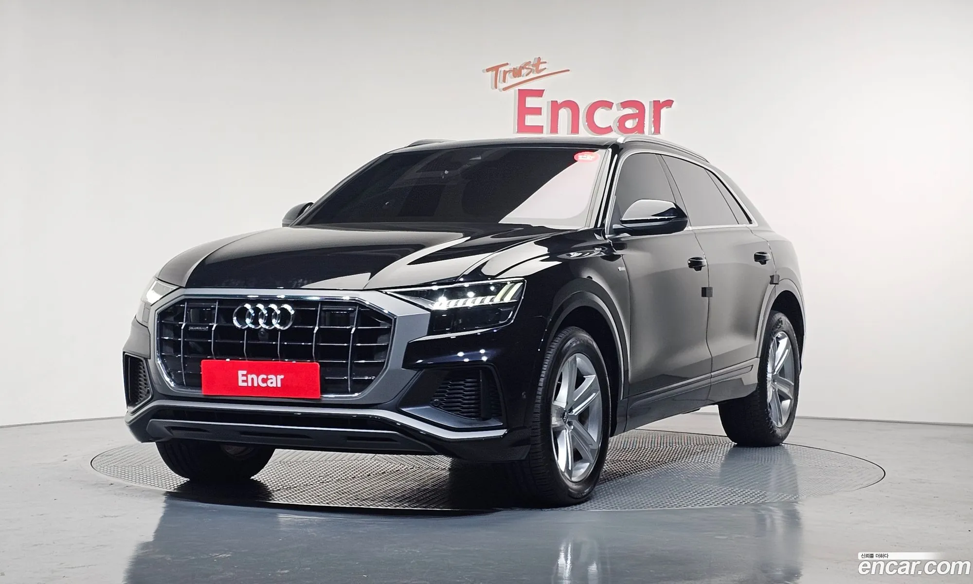 Audi Q8 2020 WAUZZZF10MD001064 — 12