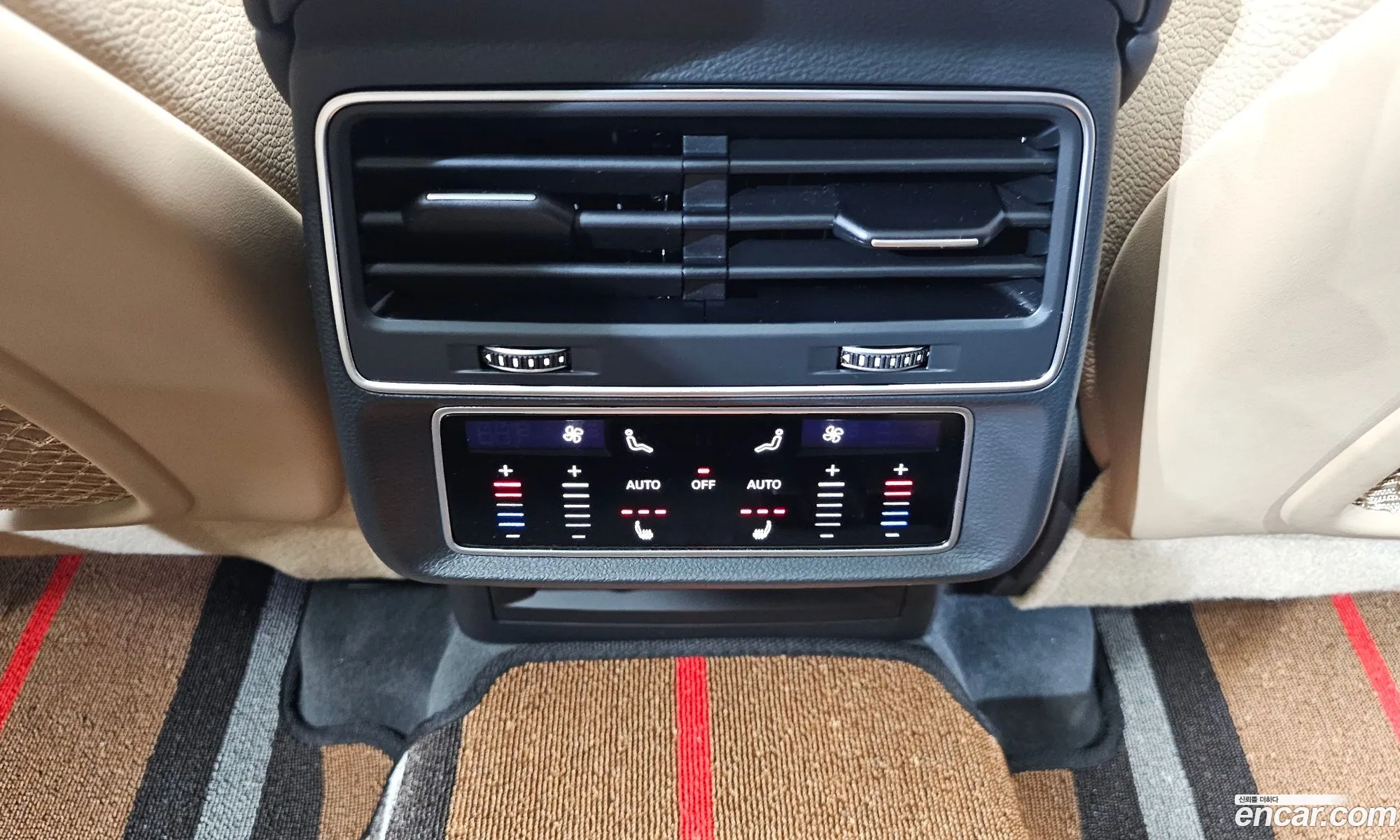 Audi Q8 2020 WAUZZZF10MD001064 — 6