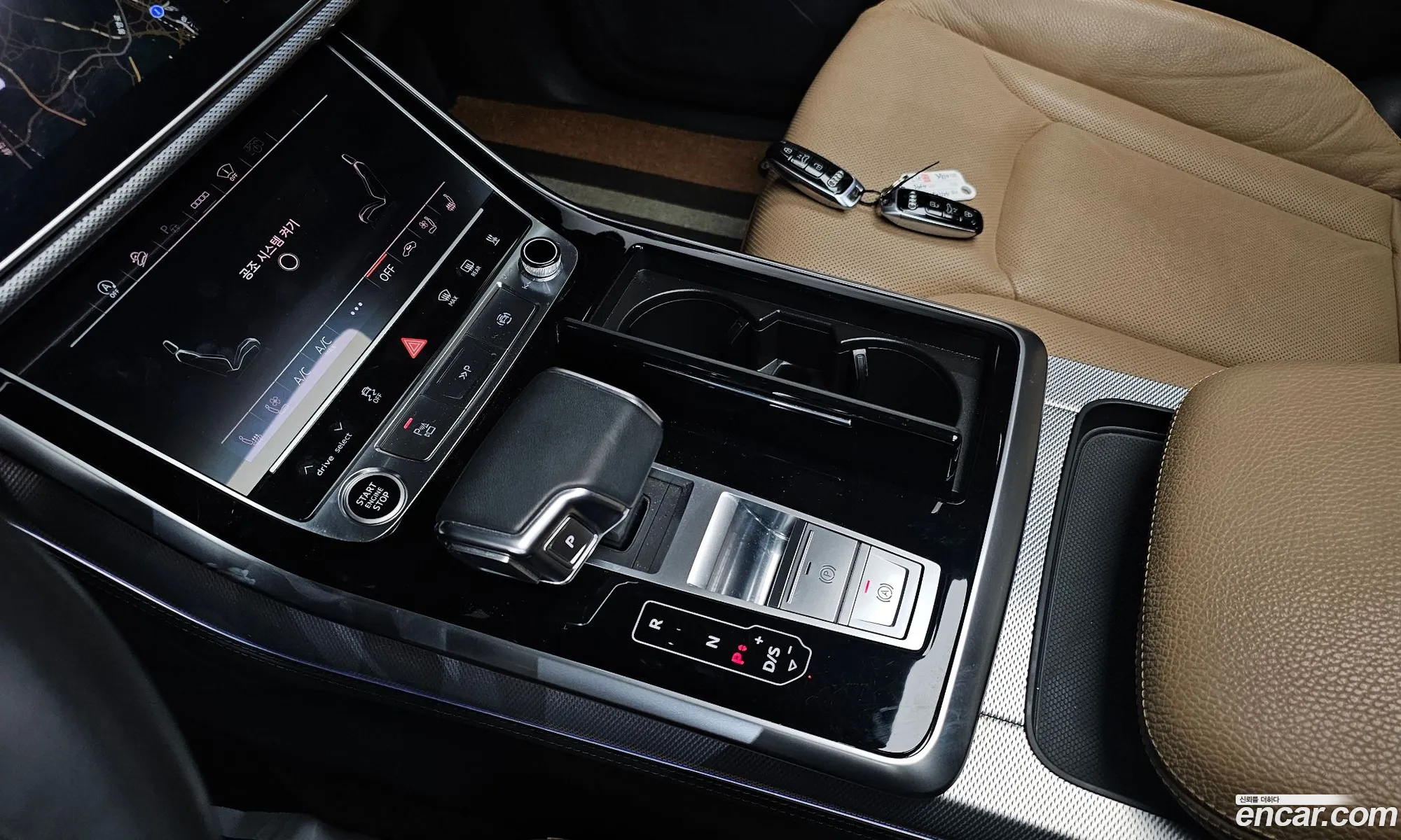 Audi Q8 2020 WAUZZZF10MD001064 — 14