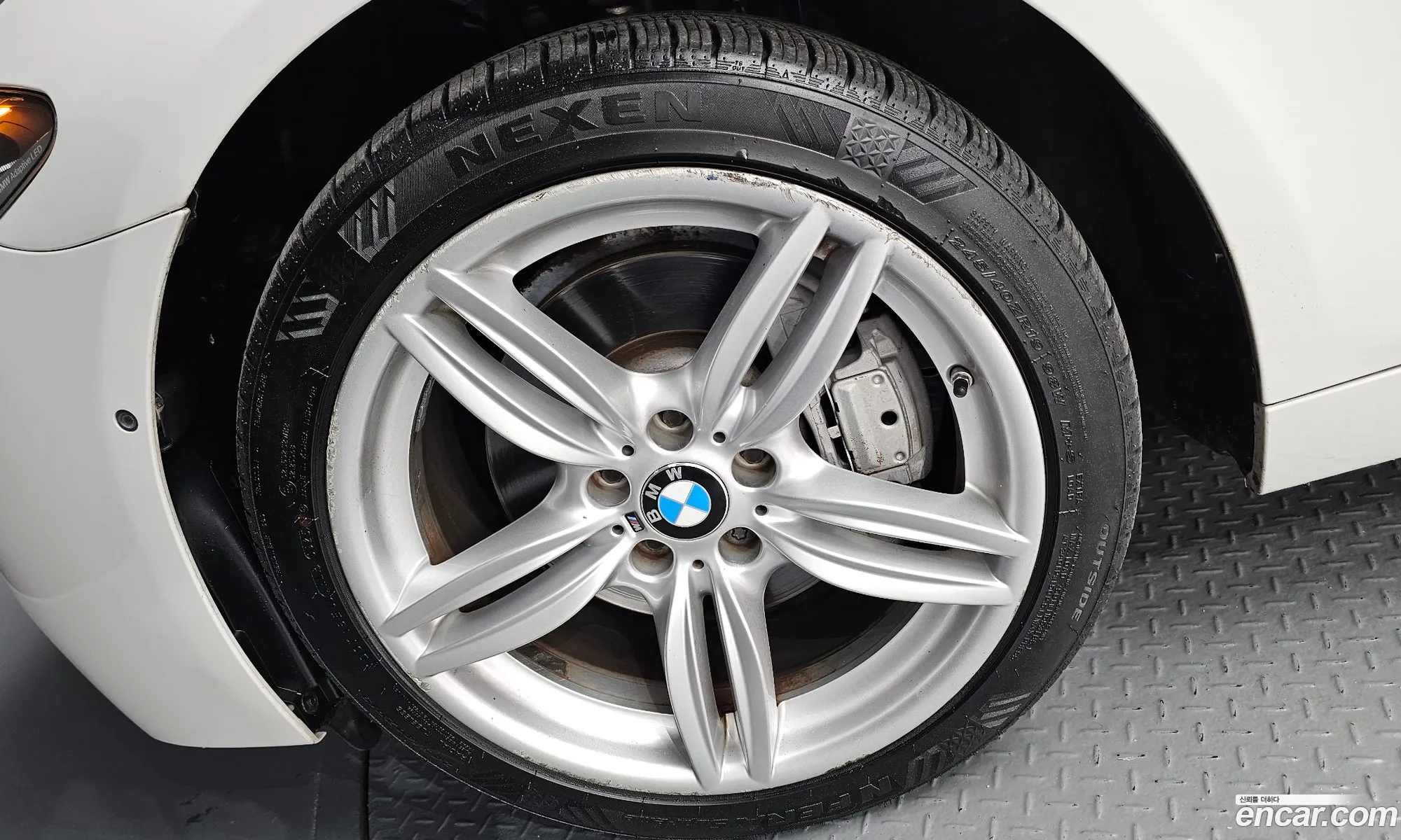 BMW 5 Series 2016 WBA5D3107GGV84731 — 18