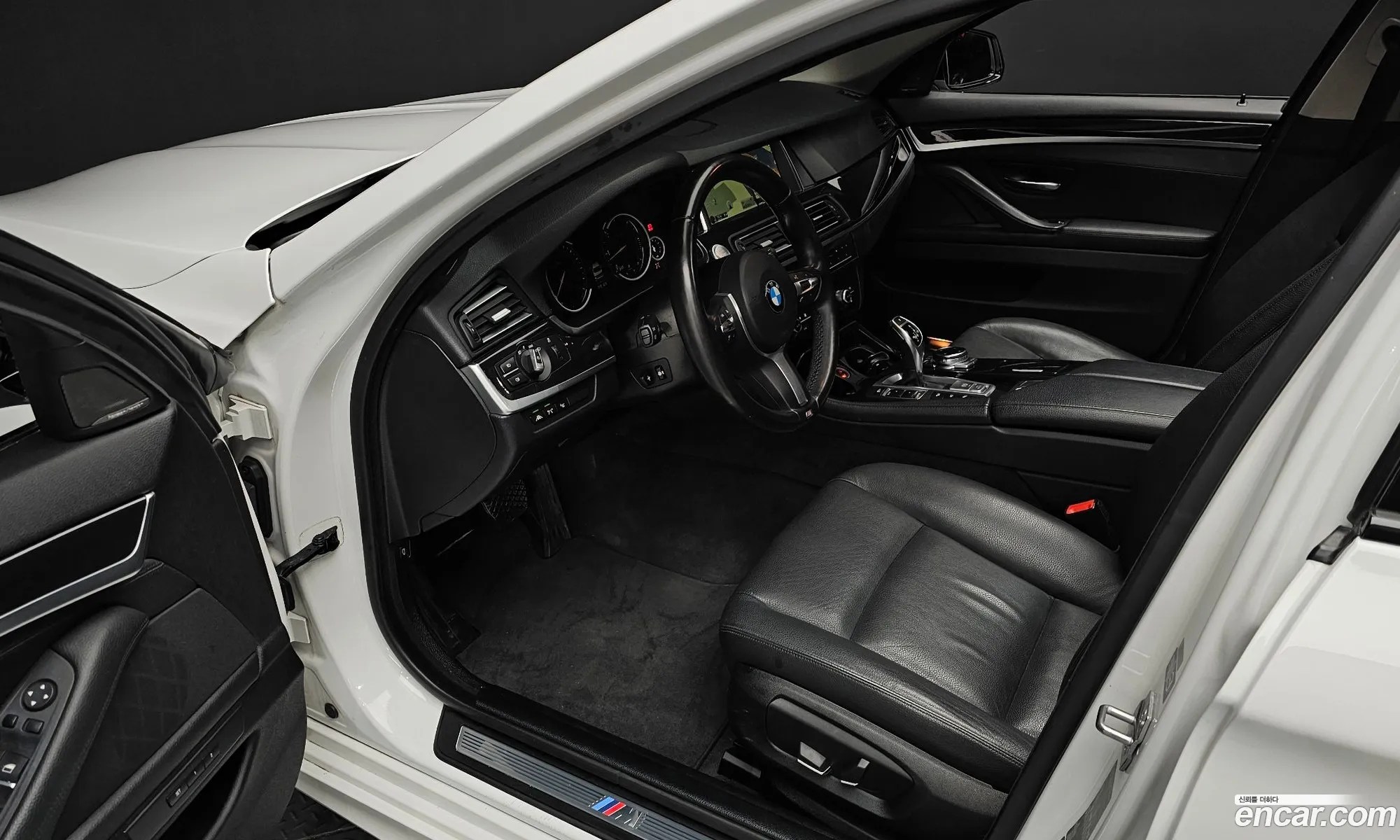 BMW 5 Series 2016 WBA5D3107GGV84731 — 8