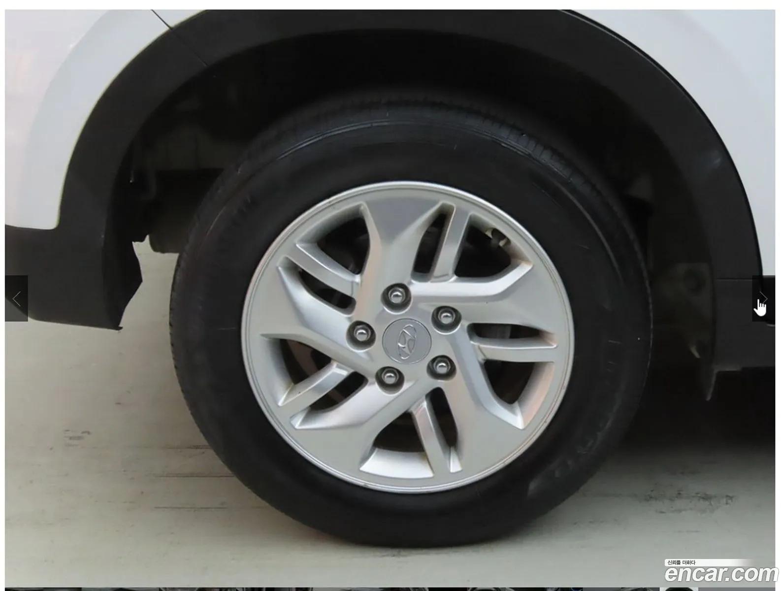 Hyundai Venue 2019 — 5