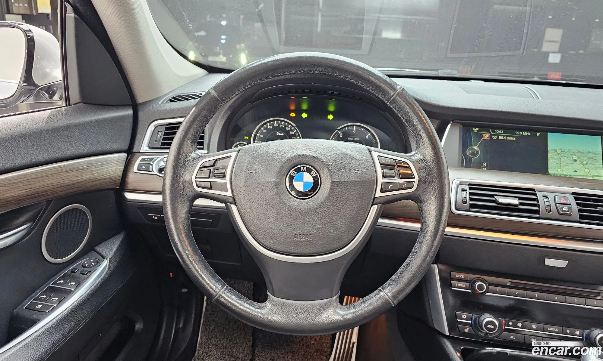 BMW 5 Series GT 2013 WBAXC2104DD123490 — 6