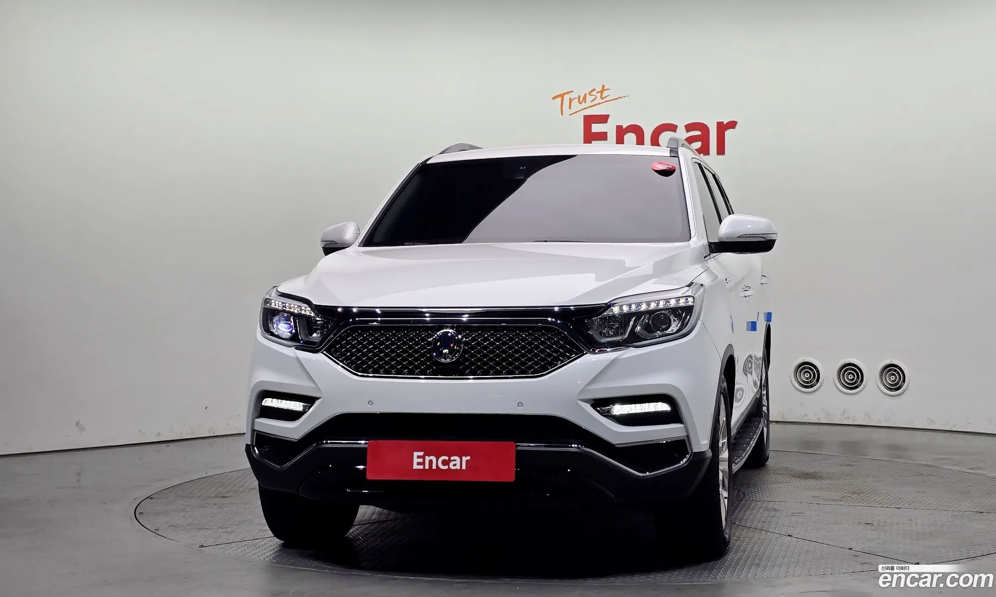 KG Mobility (SsangYong) G4 Rexton 2019 — 10