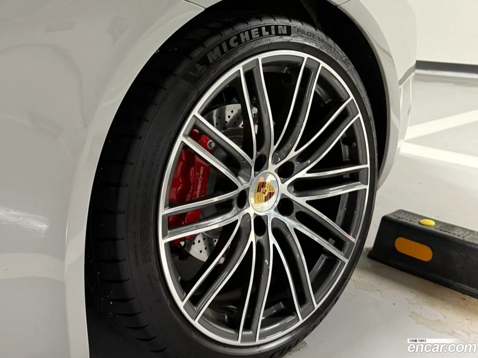 Porsche 718 Boxster 2023 — 18