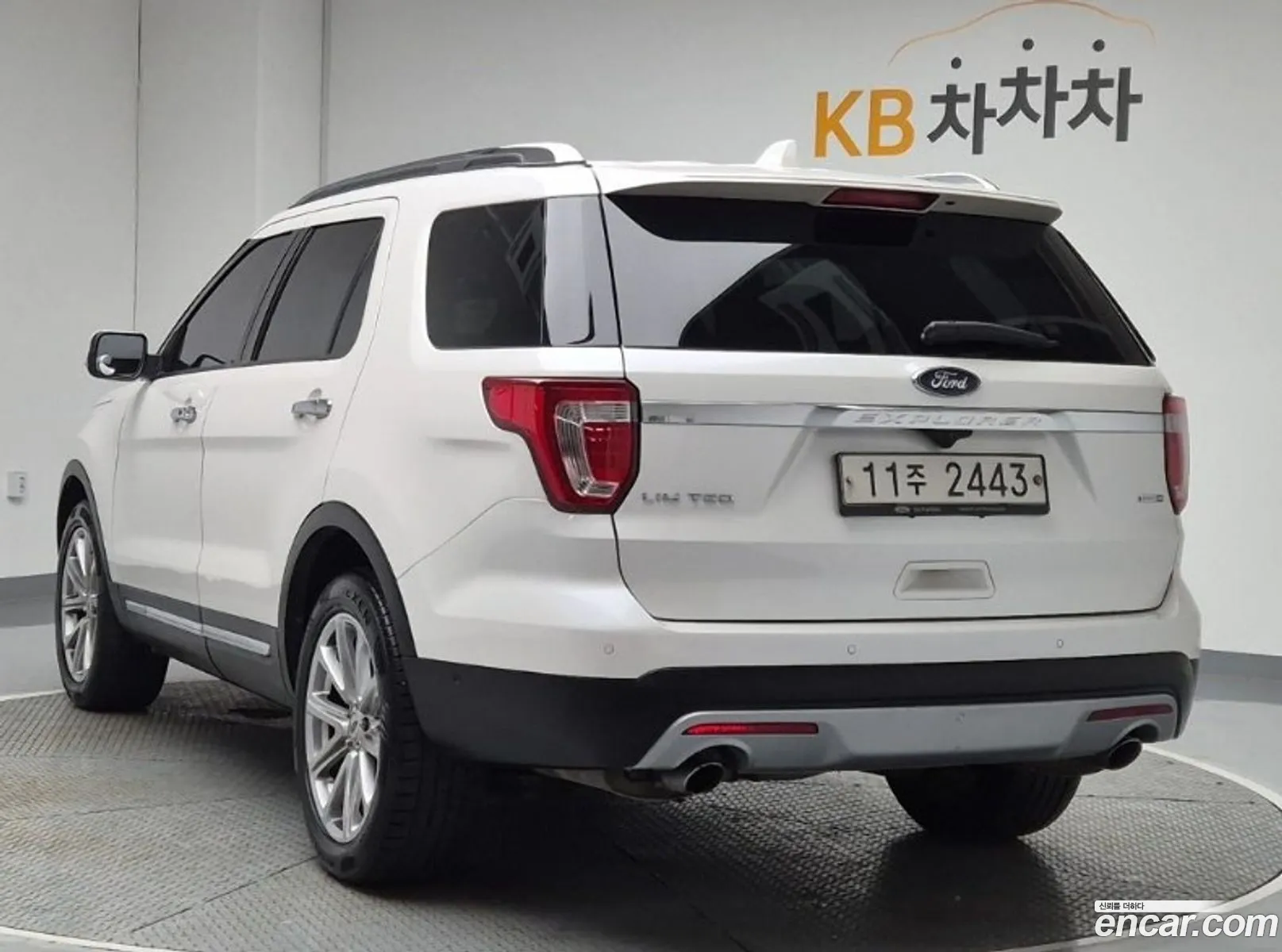 Ford Explorer 2015 — 15