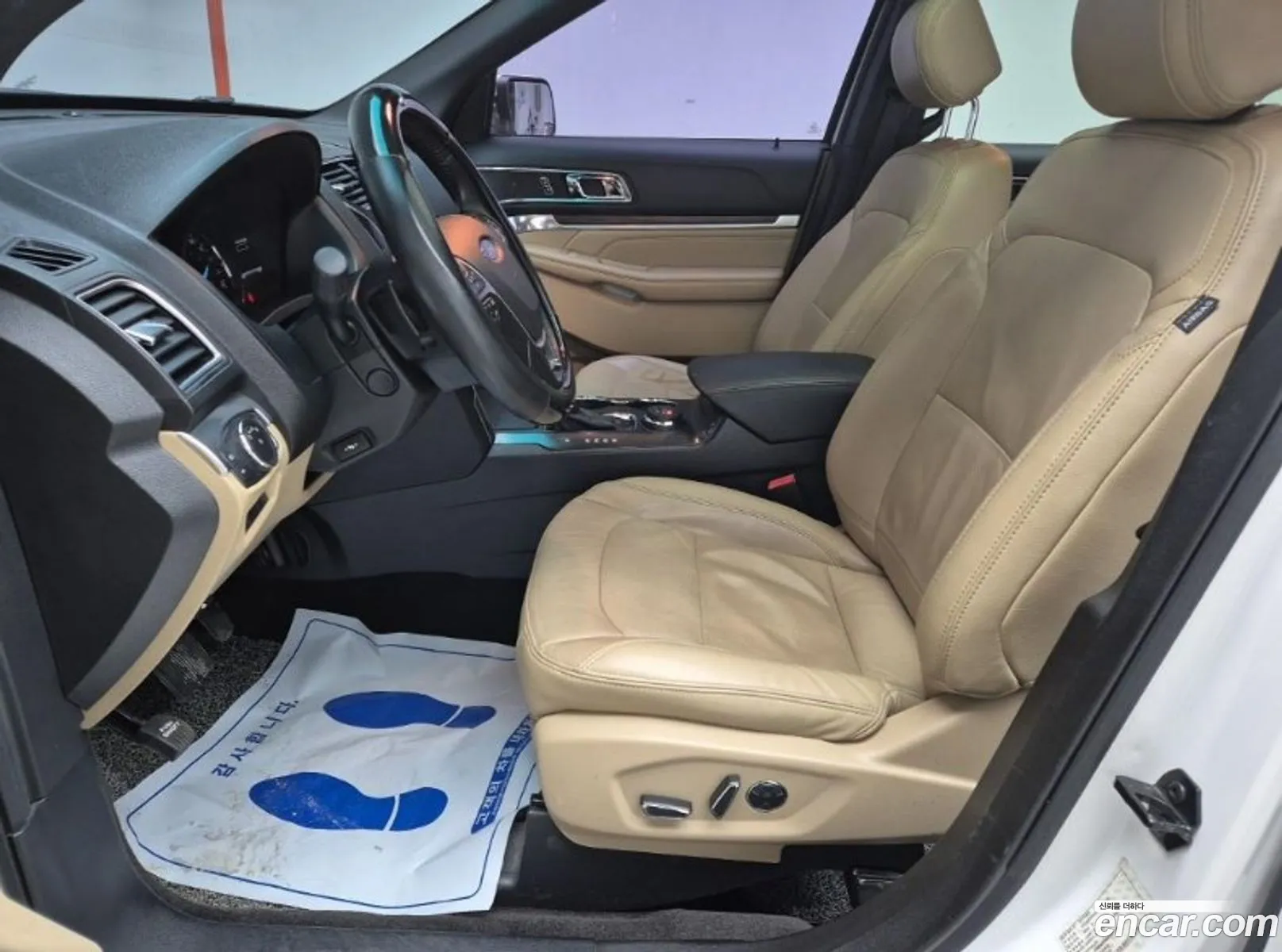 Ford Explorer 2015 — 19