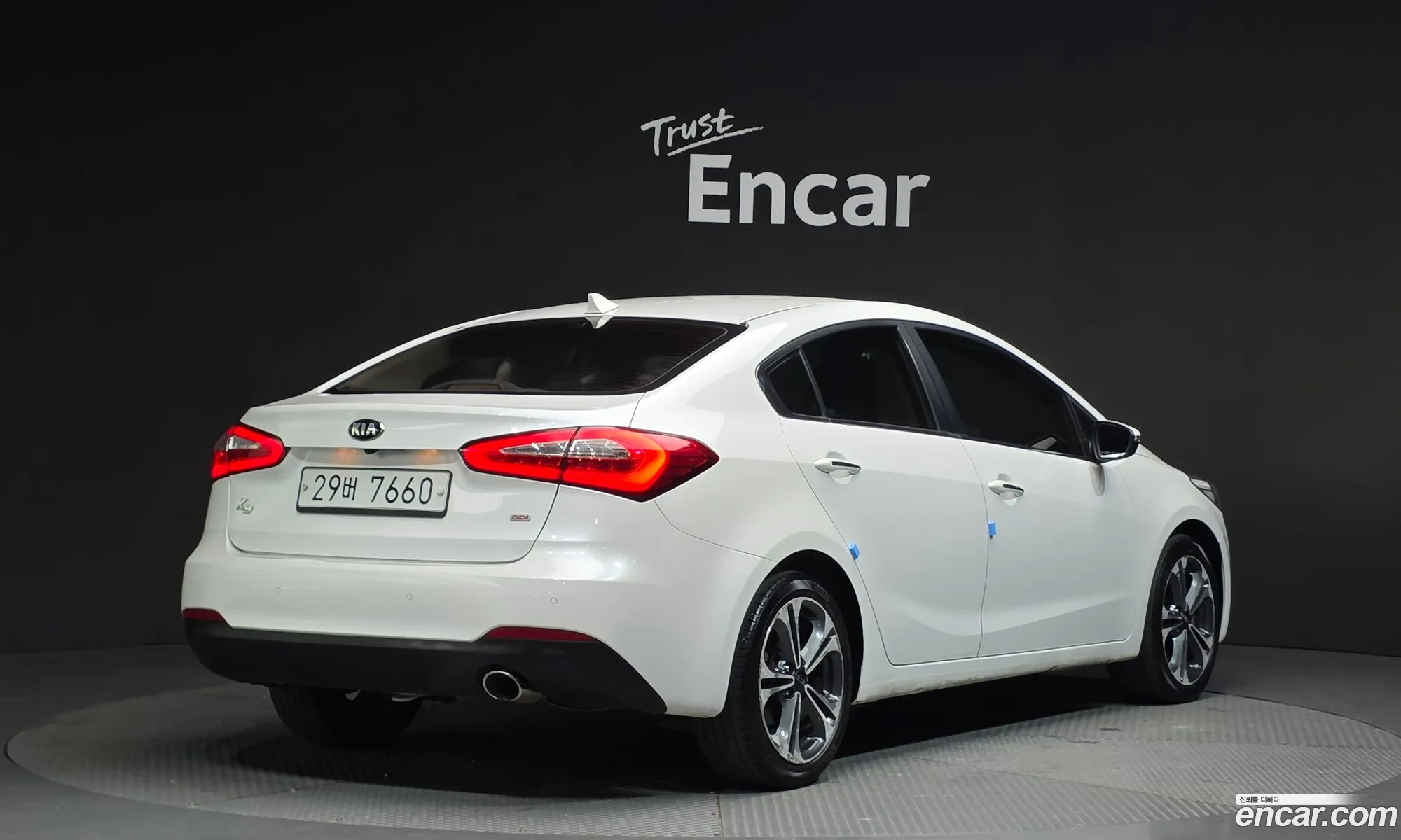 Kia K3 2012 — 13
