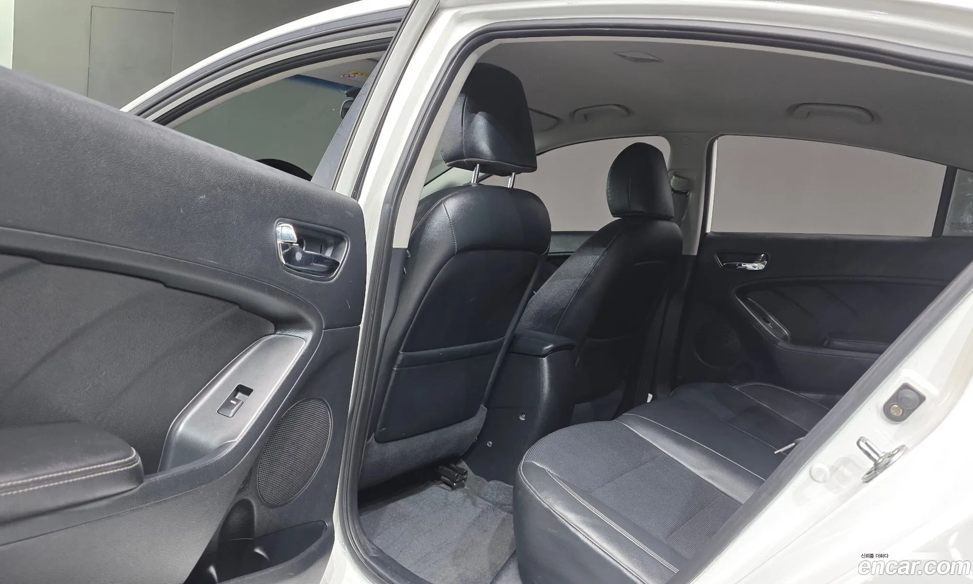 Kia K3 2012 — 5