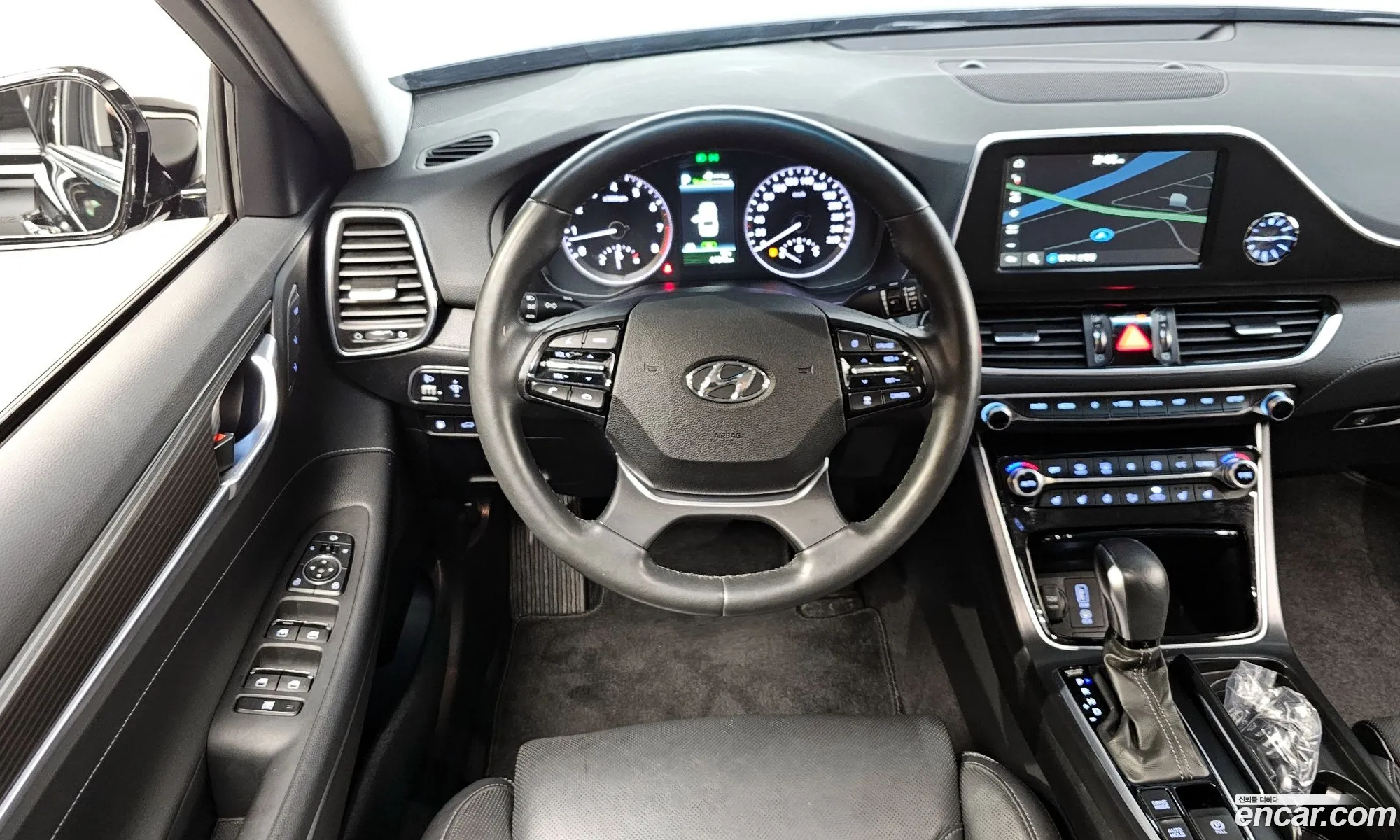 Hyundai Grandeur IG 2018 — 16