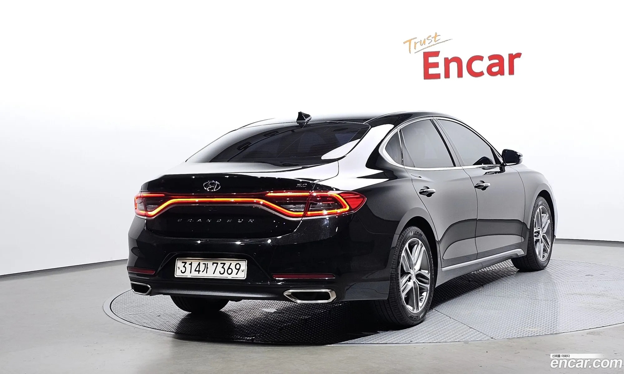 Hyundai Grandeur IG 2018 — 11