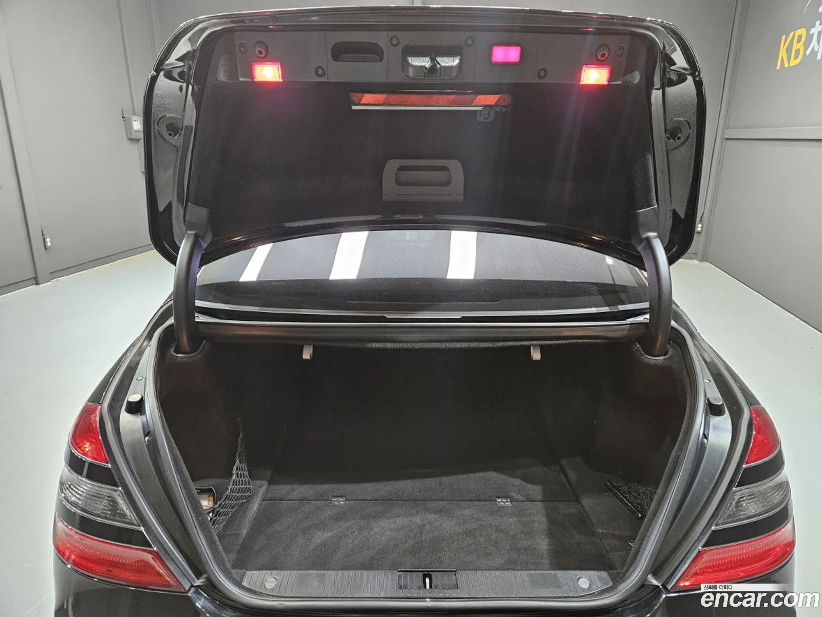 Mercedes-Benz S-Class W221 2006 — 11