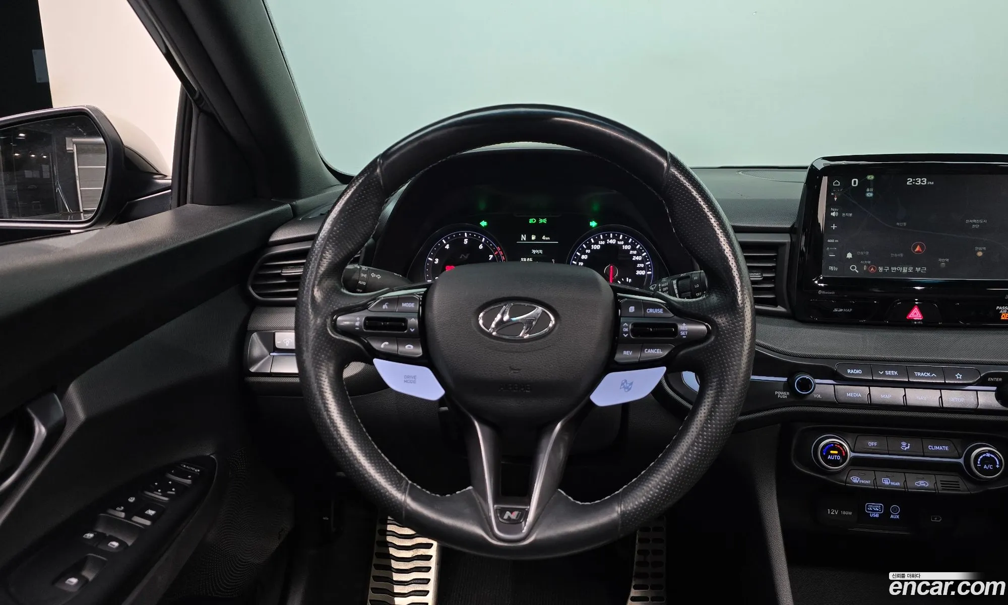 Hyundai Veloster 2019 — 19