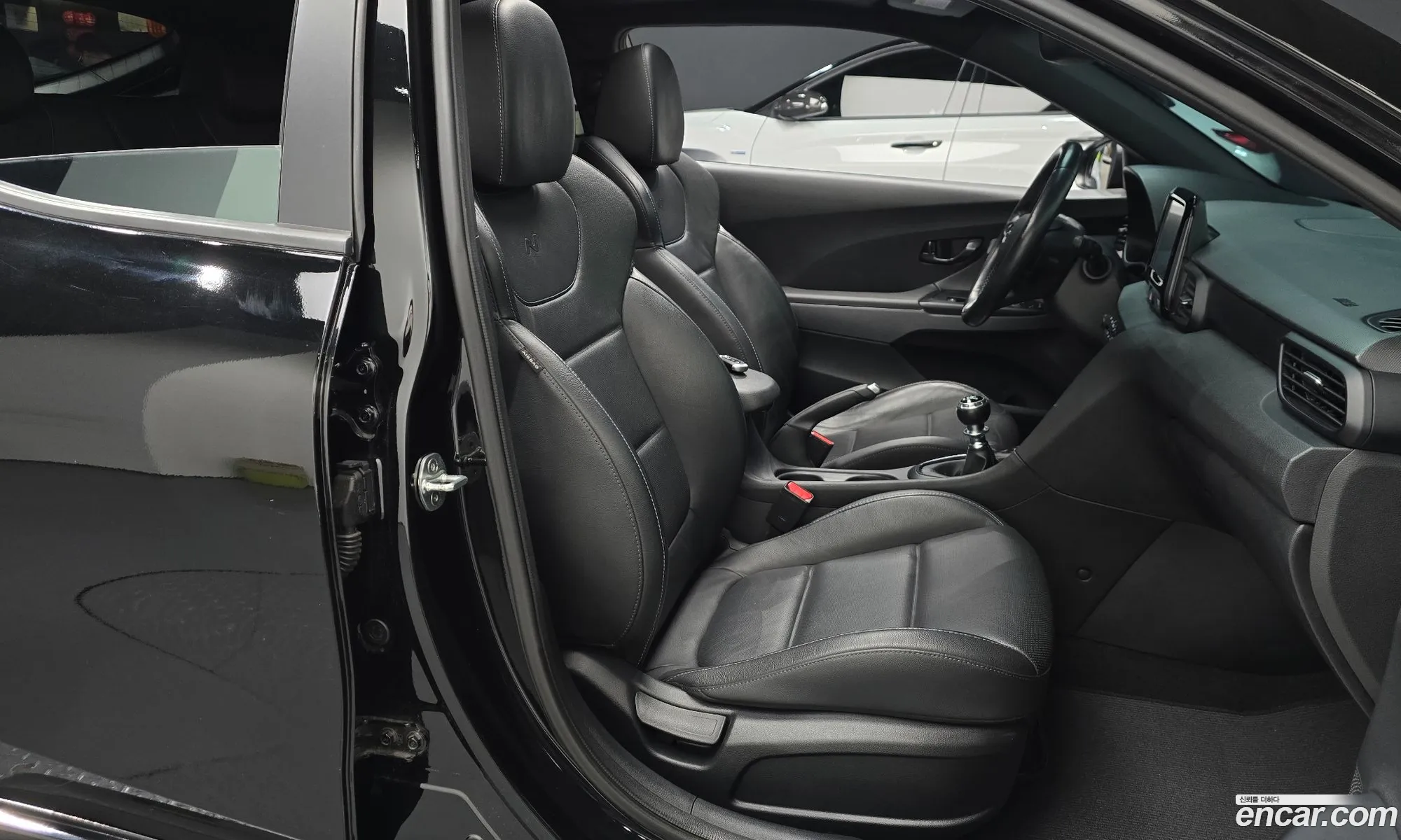 Hyundai Veloster 2019 — 11