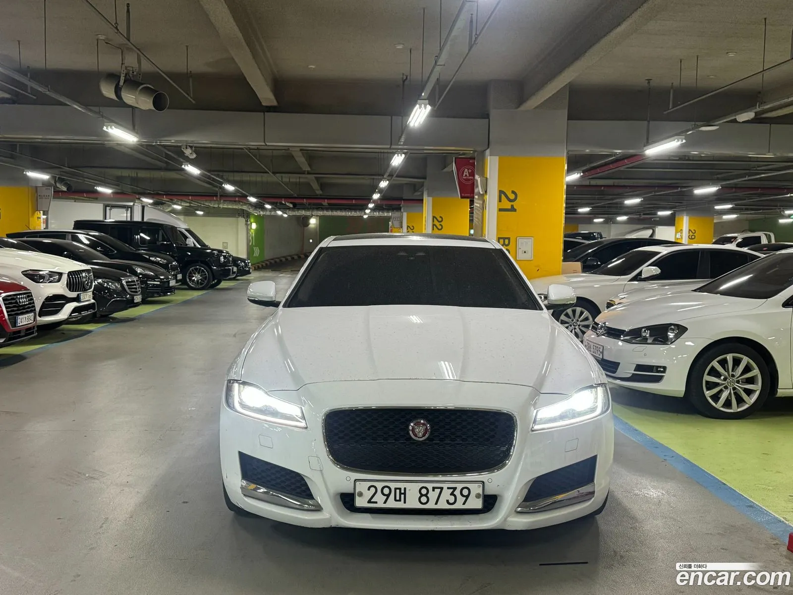 Jaguar XF 2018 — 20
