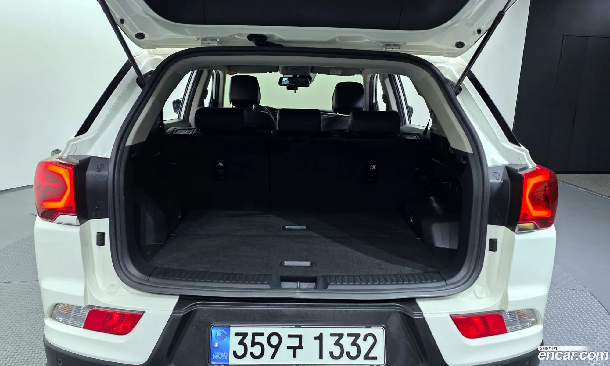 KG Mobility (SsangYong) Beautiful Korando 2021 — 3