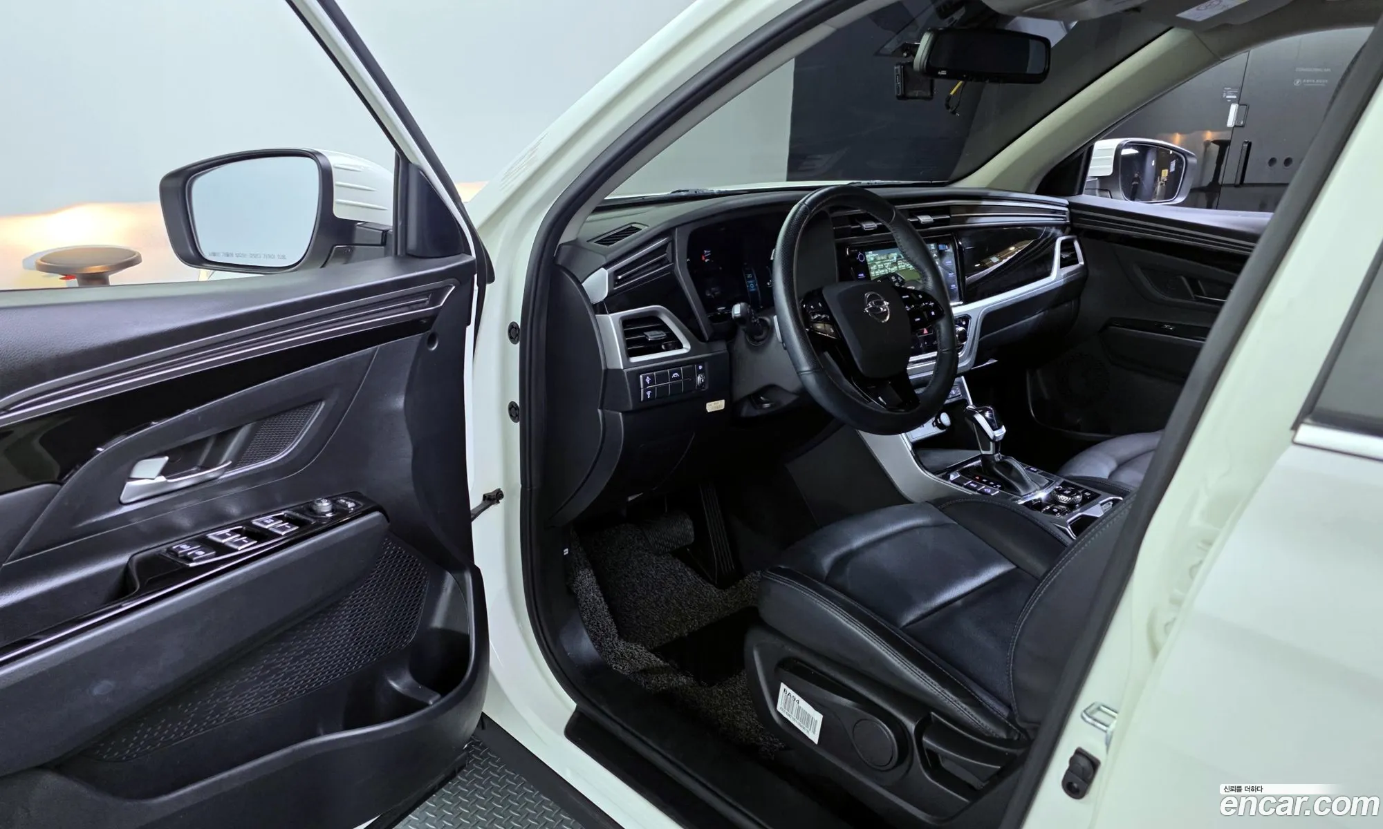 KG Mobility (SsangYong) Beautiful Korando 2021 — 4