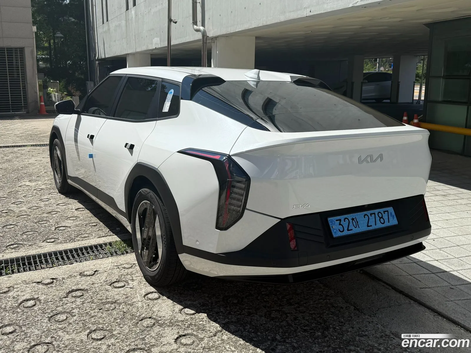 Kia EV4 2025 — 9