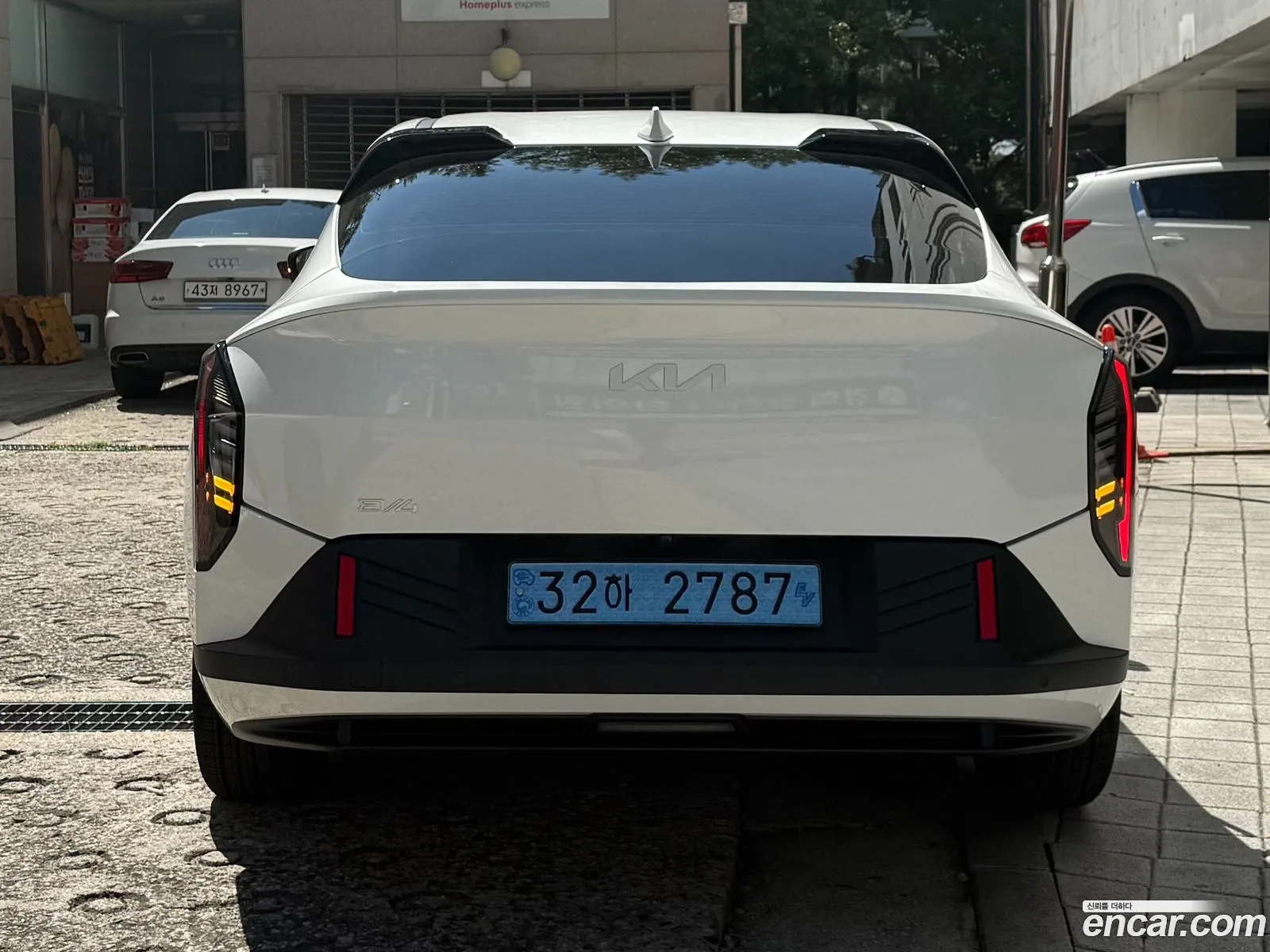 Kia EV4 2025 — 14