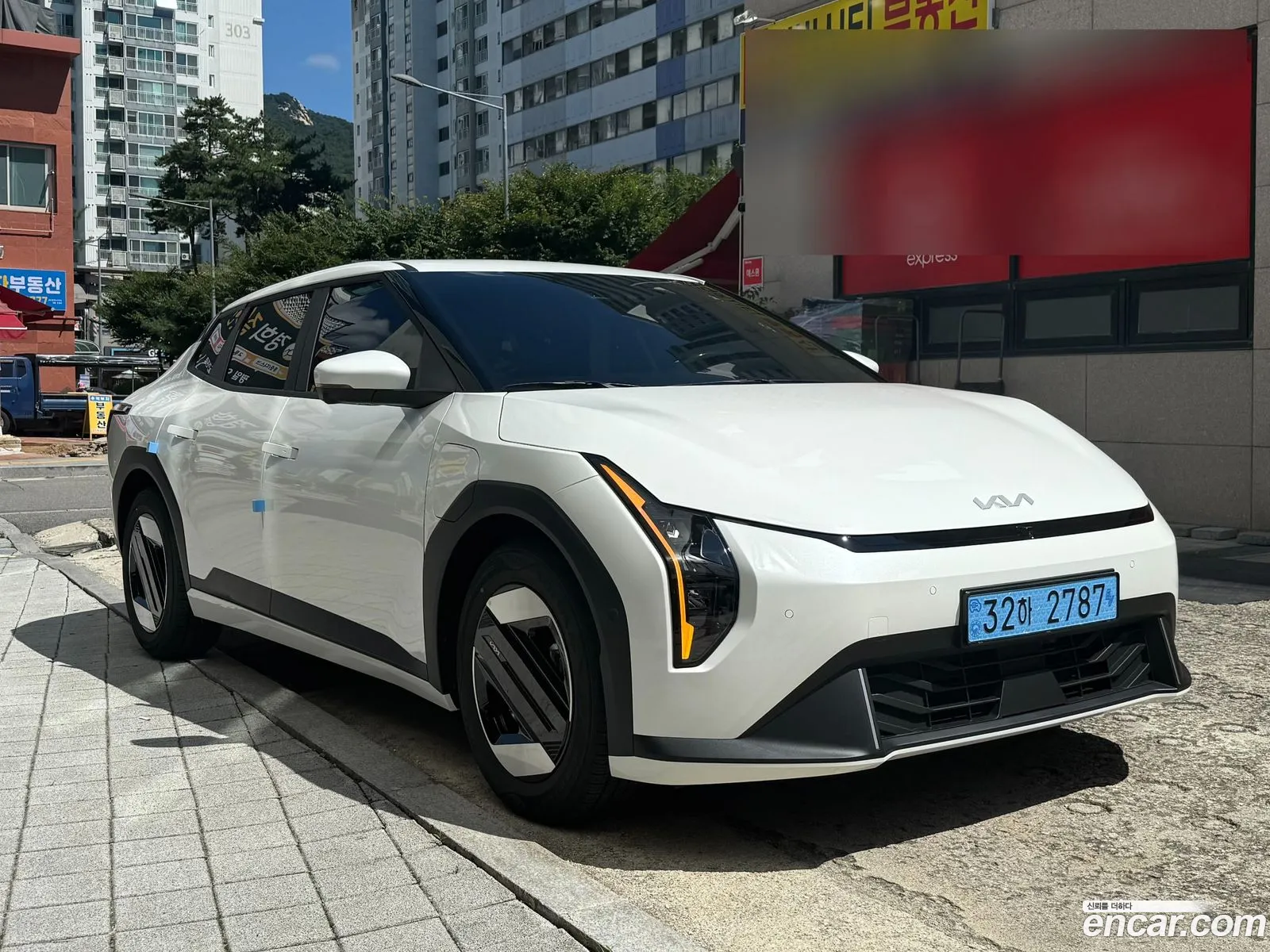 Kia EV4