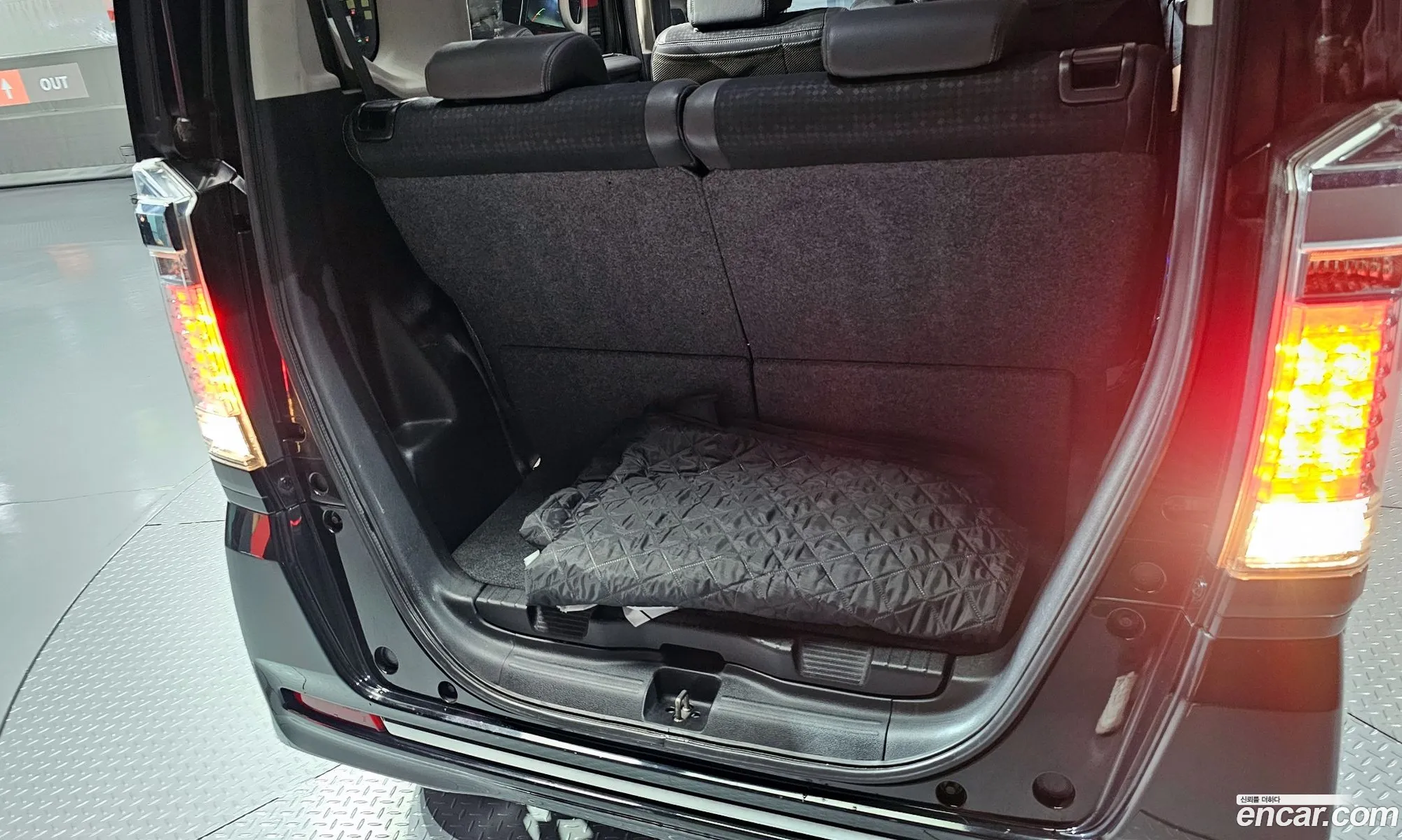 Honda N-BOX 2015 KL90B3C6GFZ579014 — 14