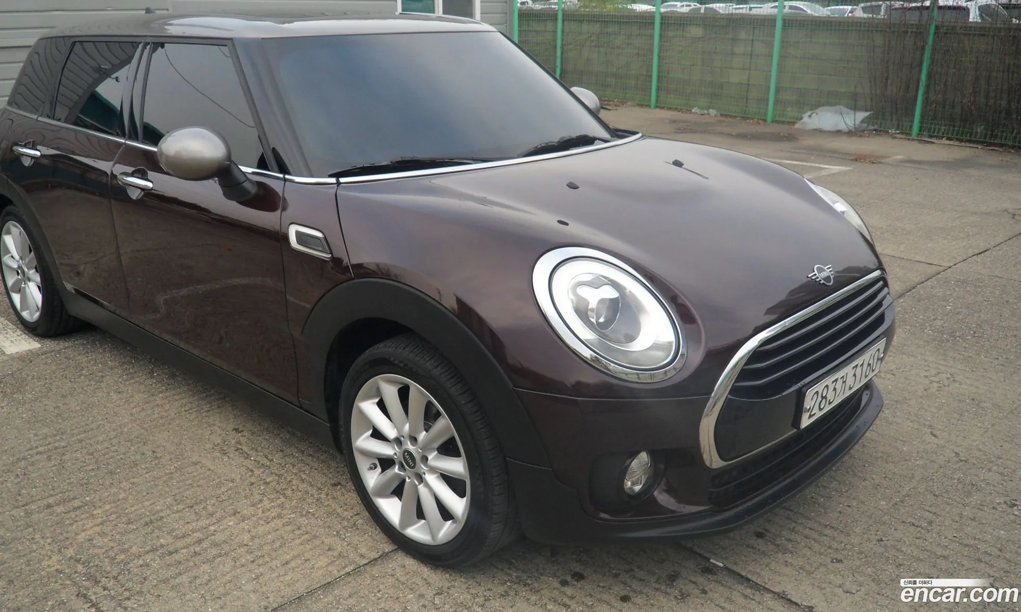 Mini Cooper Clubman 2019 — 17