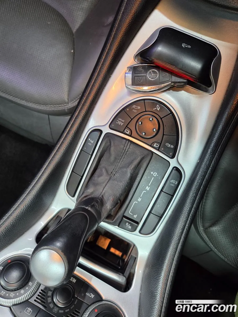 Mercedes-Benz SL-Class 2002 — 14