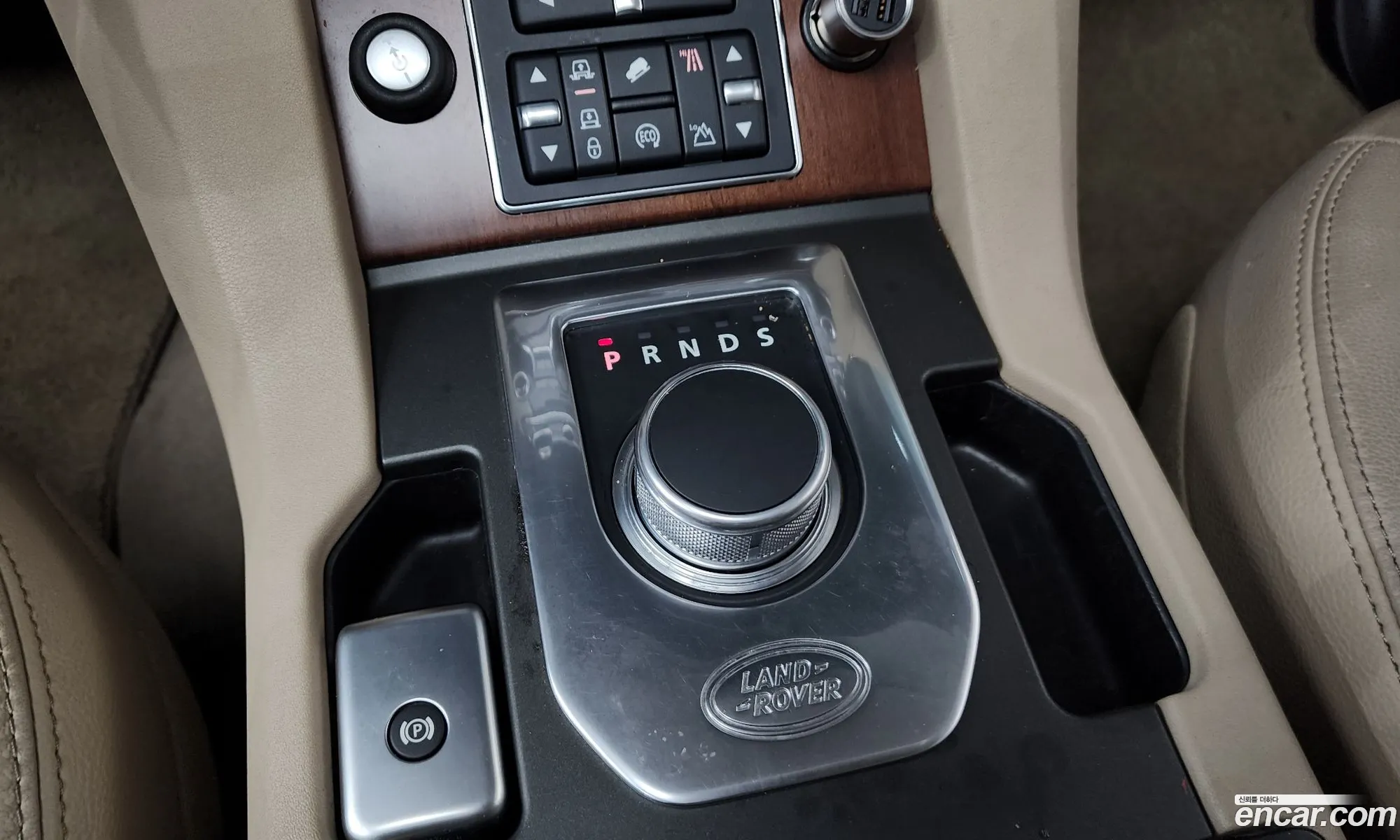 Land Rover Discovery 4 2016 — 5