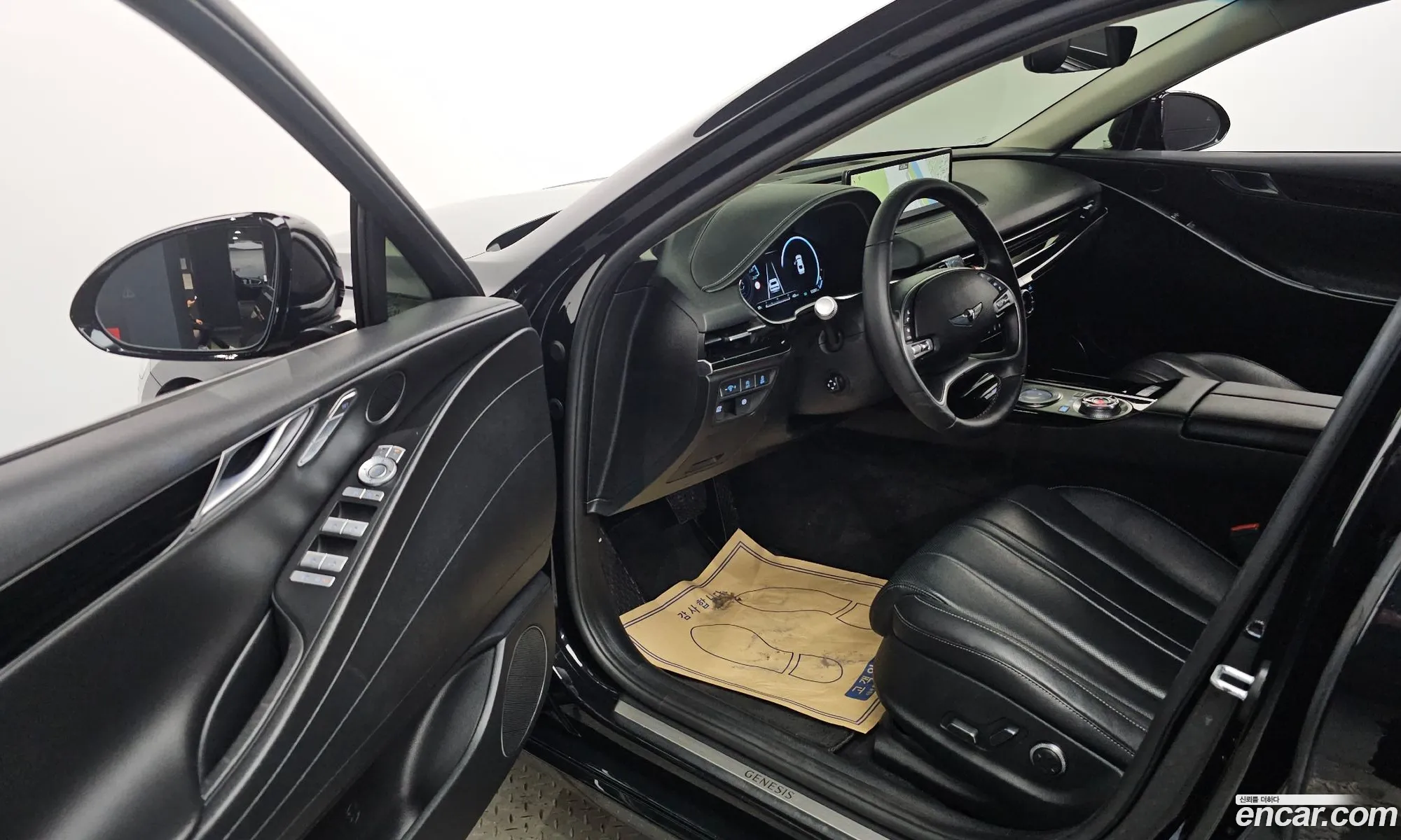 Genesis G80 2022 KMTGB41CDNU138190 — 9
