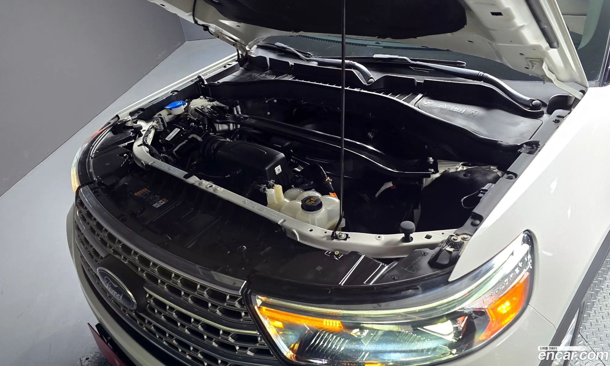 Ford Explorer 6th Gen 2020 1FMSK8FH9LGD07446 — 3