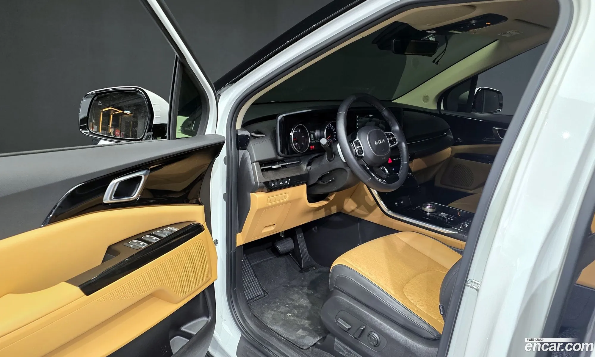Kia Carnival 2022 — 13