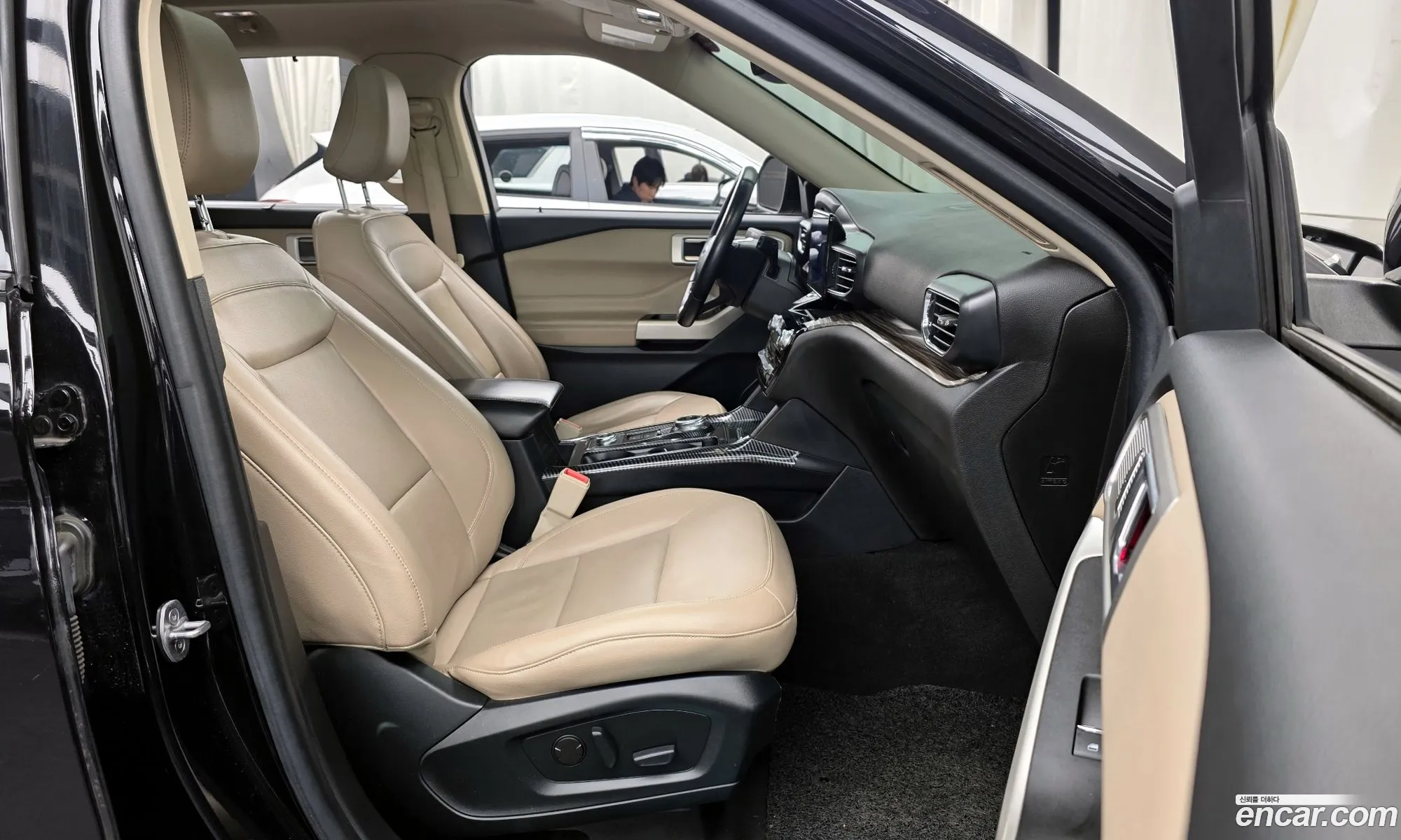 Ford Explorer 6th Gen 2021 1FMSK8FH8MGC36242 — 8