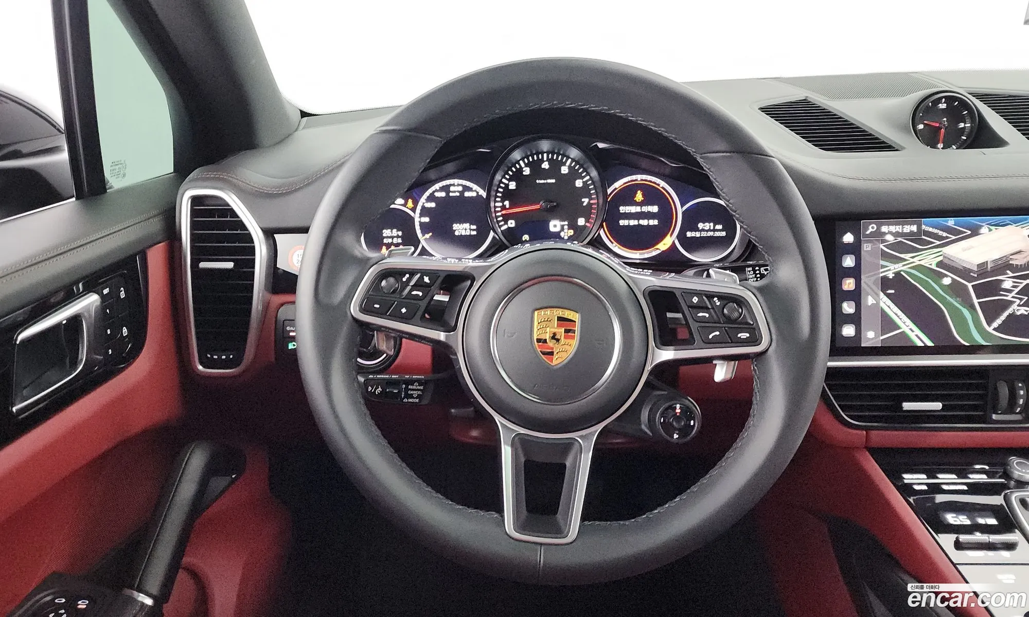 Porsche Cayenne 2023 — 9