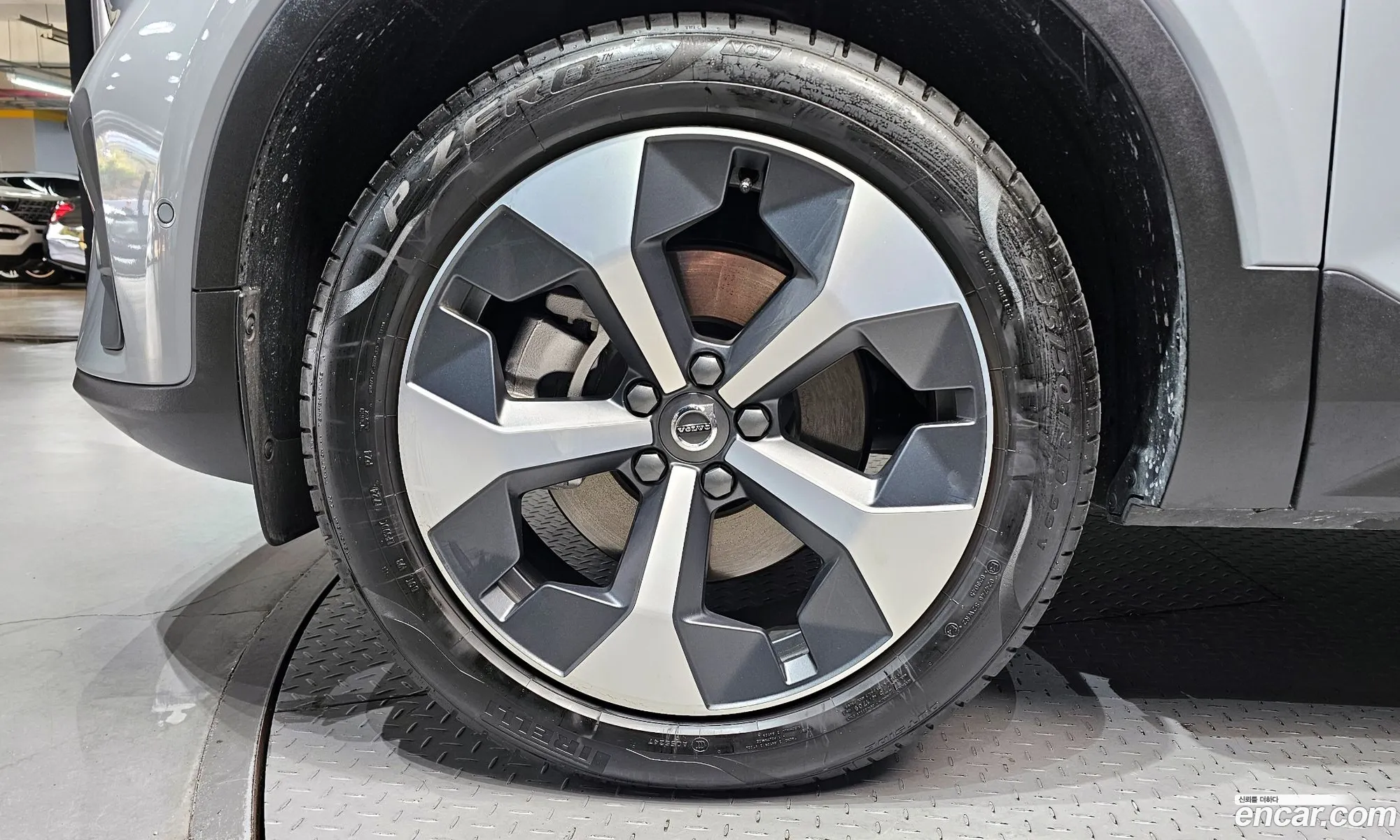 Volvo XC40 2024 — 3