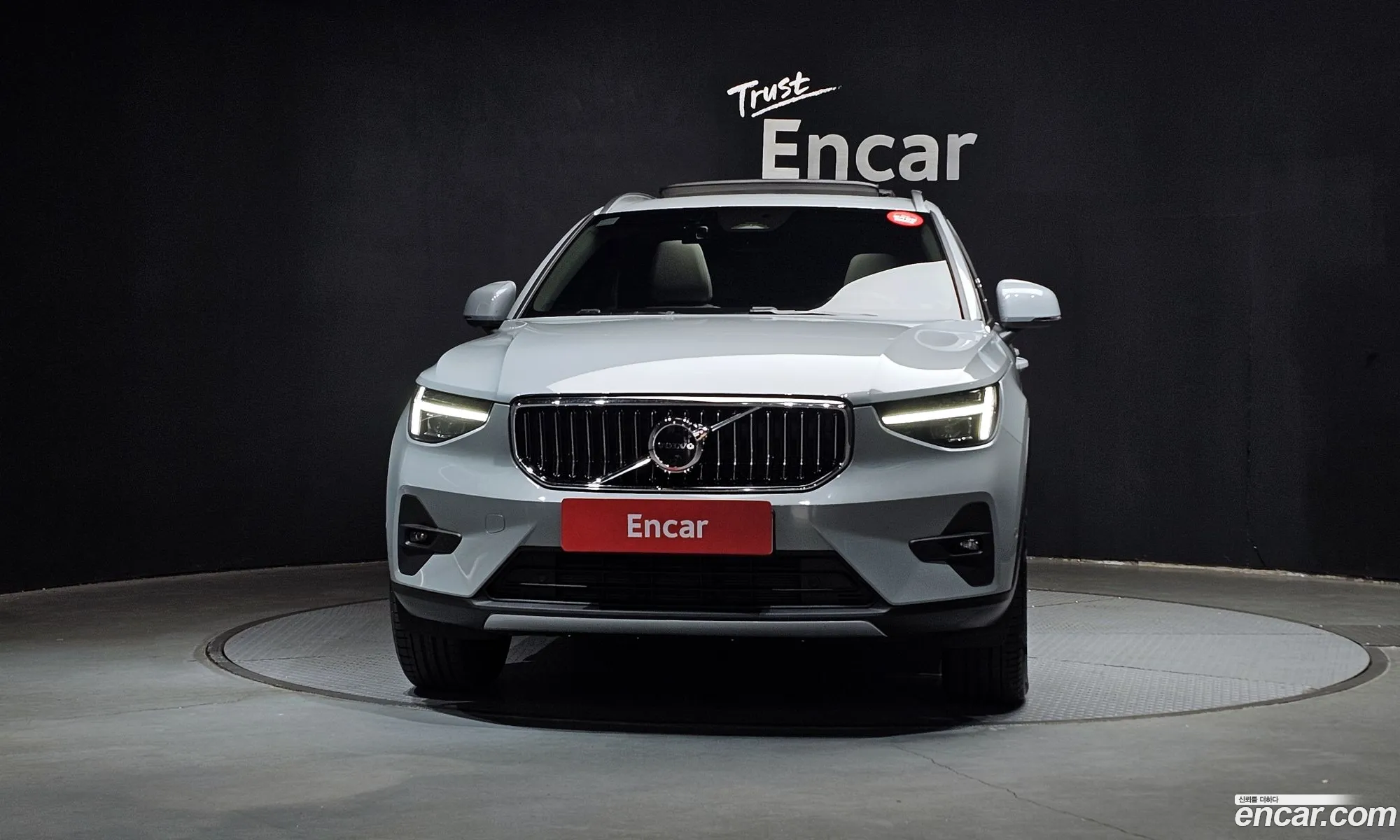 Volvo XC40 2024 — 9