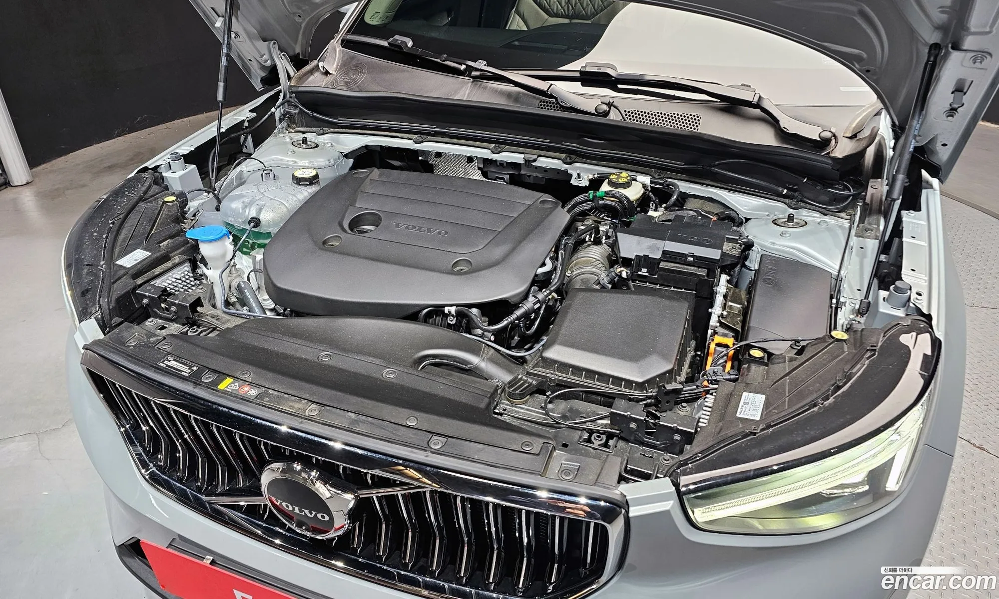 Volvo XC40 2024 — 16