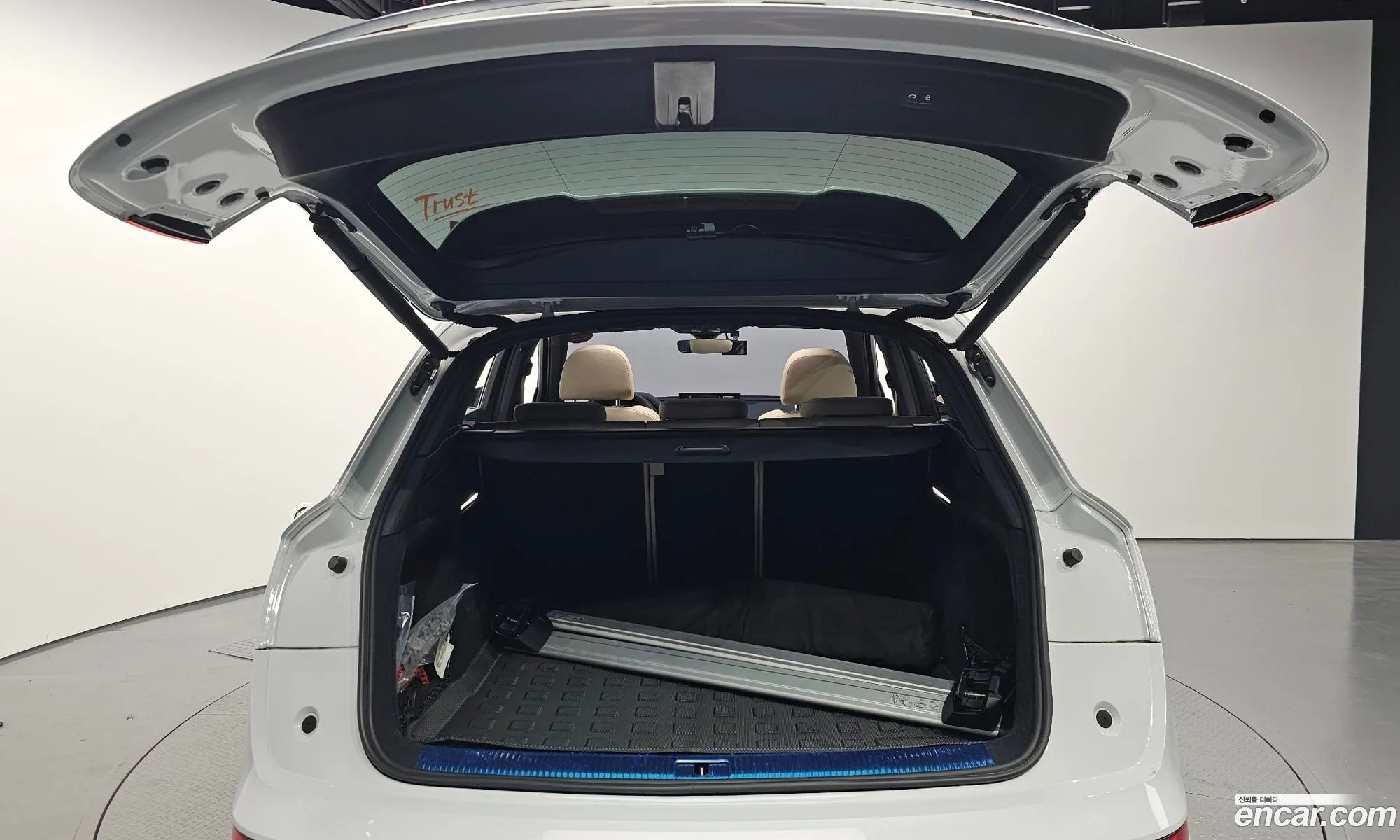 Audi Q5 2021 WAUZZZFY4M2054231 — 4